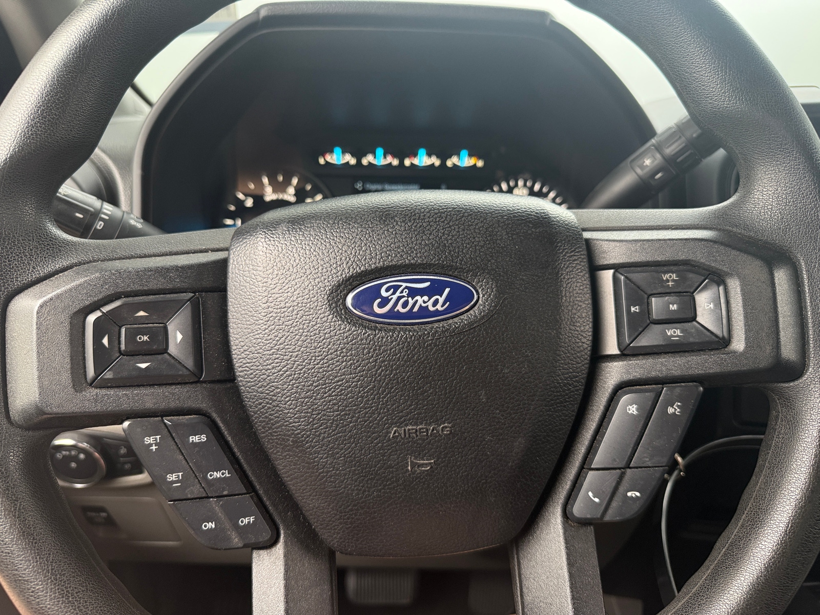 Thumbnail: 2018 Ford Econoline - 5