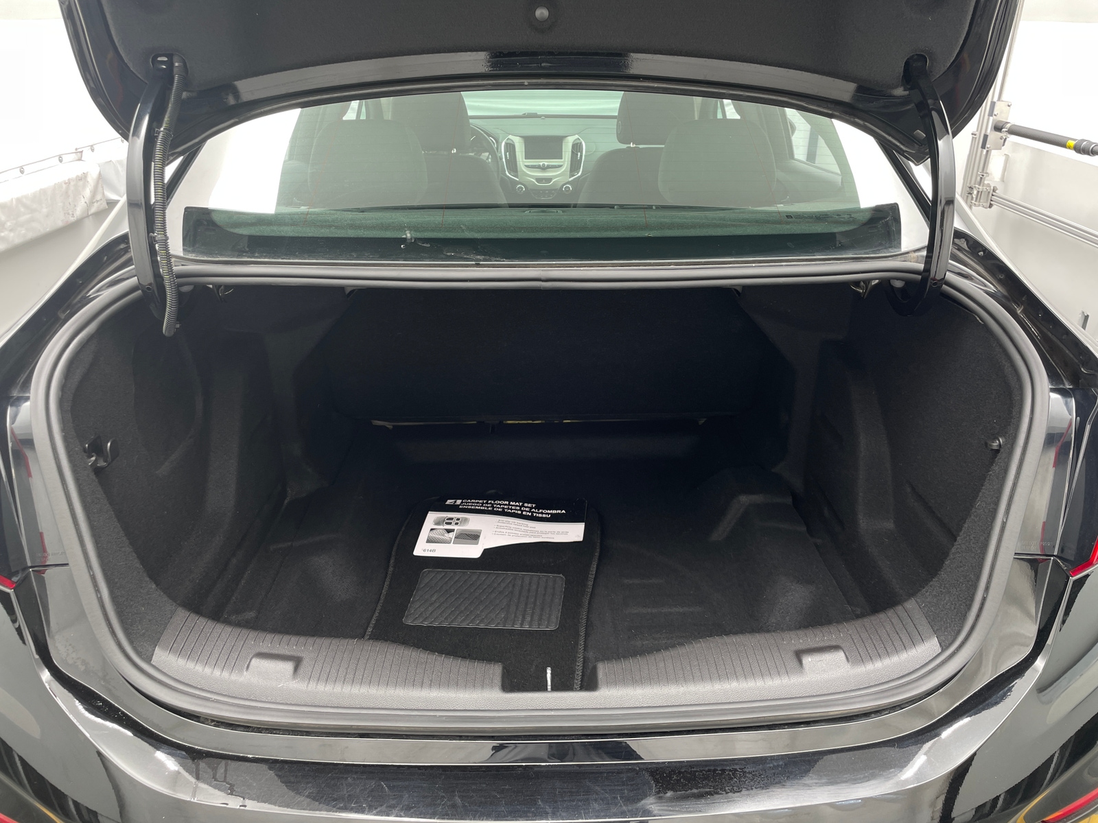 Thumbnail: 2018 Chevrolet Cruze - 7