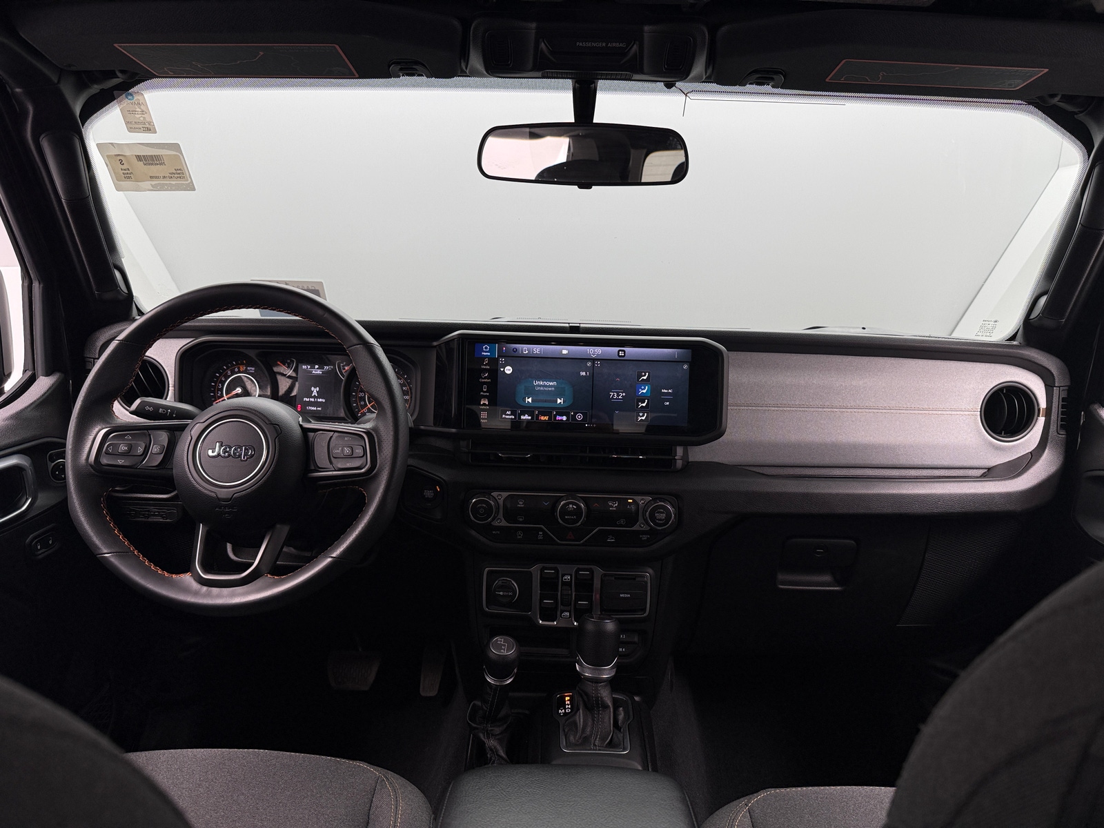 Thumbnail: 2024 Jeep Gladiator - 3