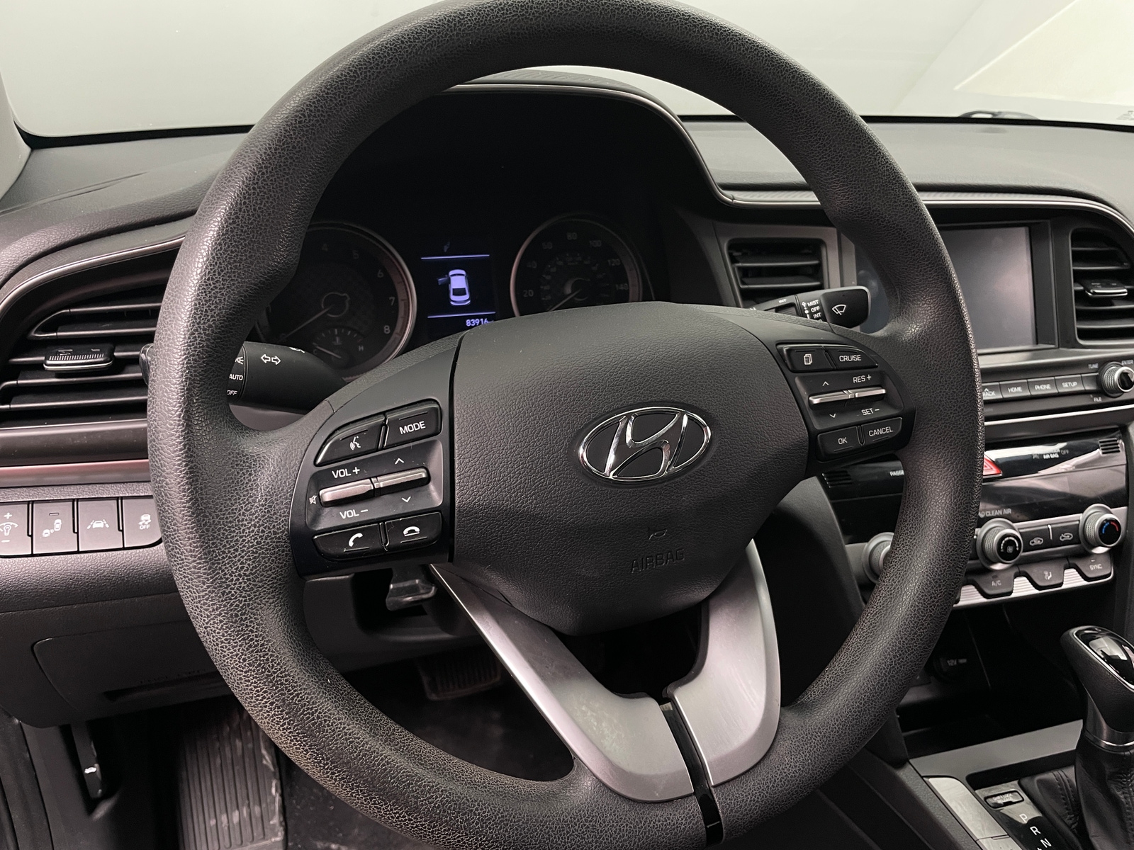 Thumbnail: 2020 Hyundai Elantra - 5