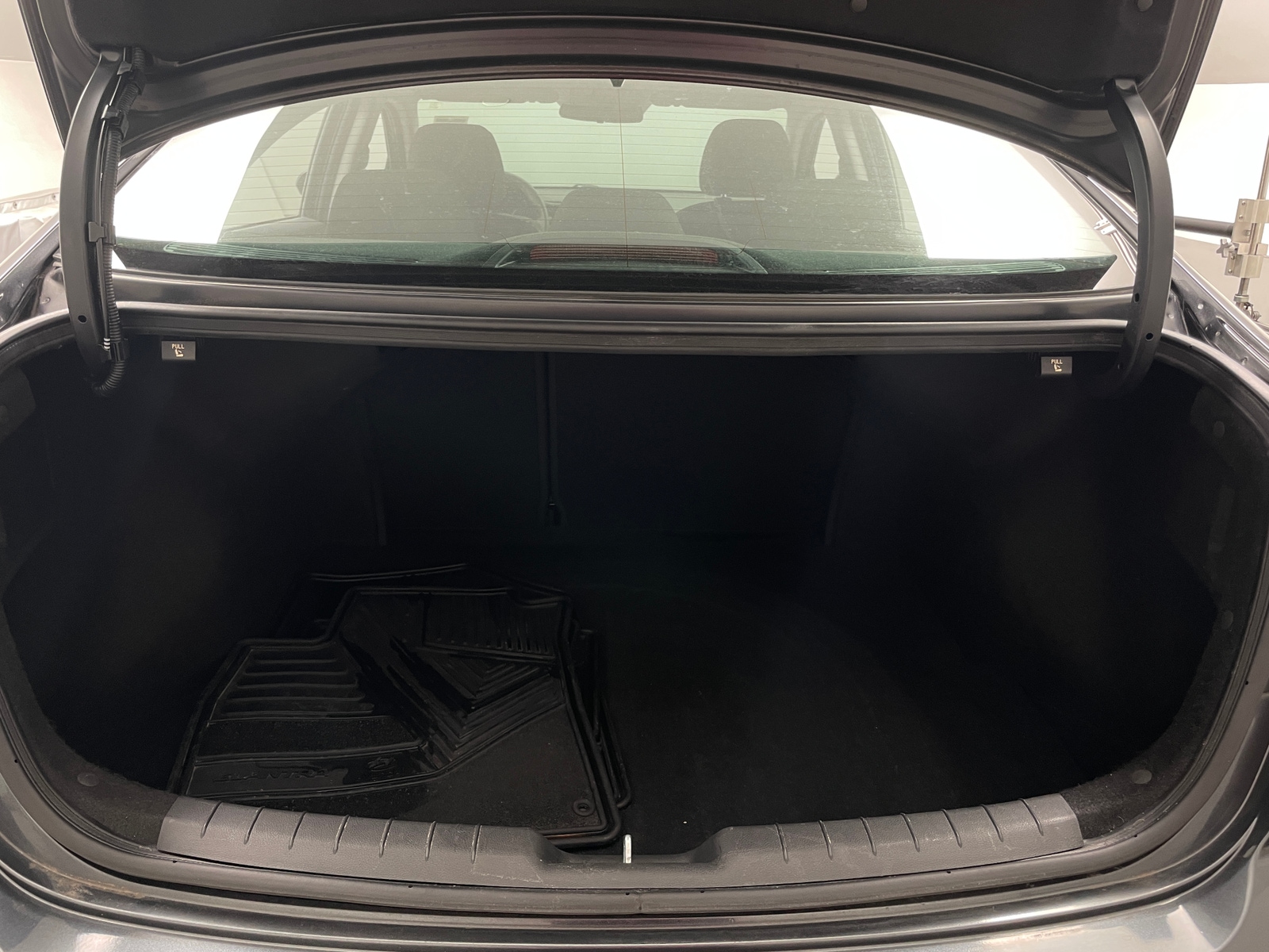 Thumbnail: 2020 Hyundai Elantra - 7