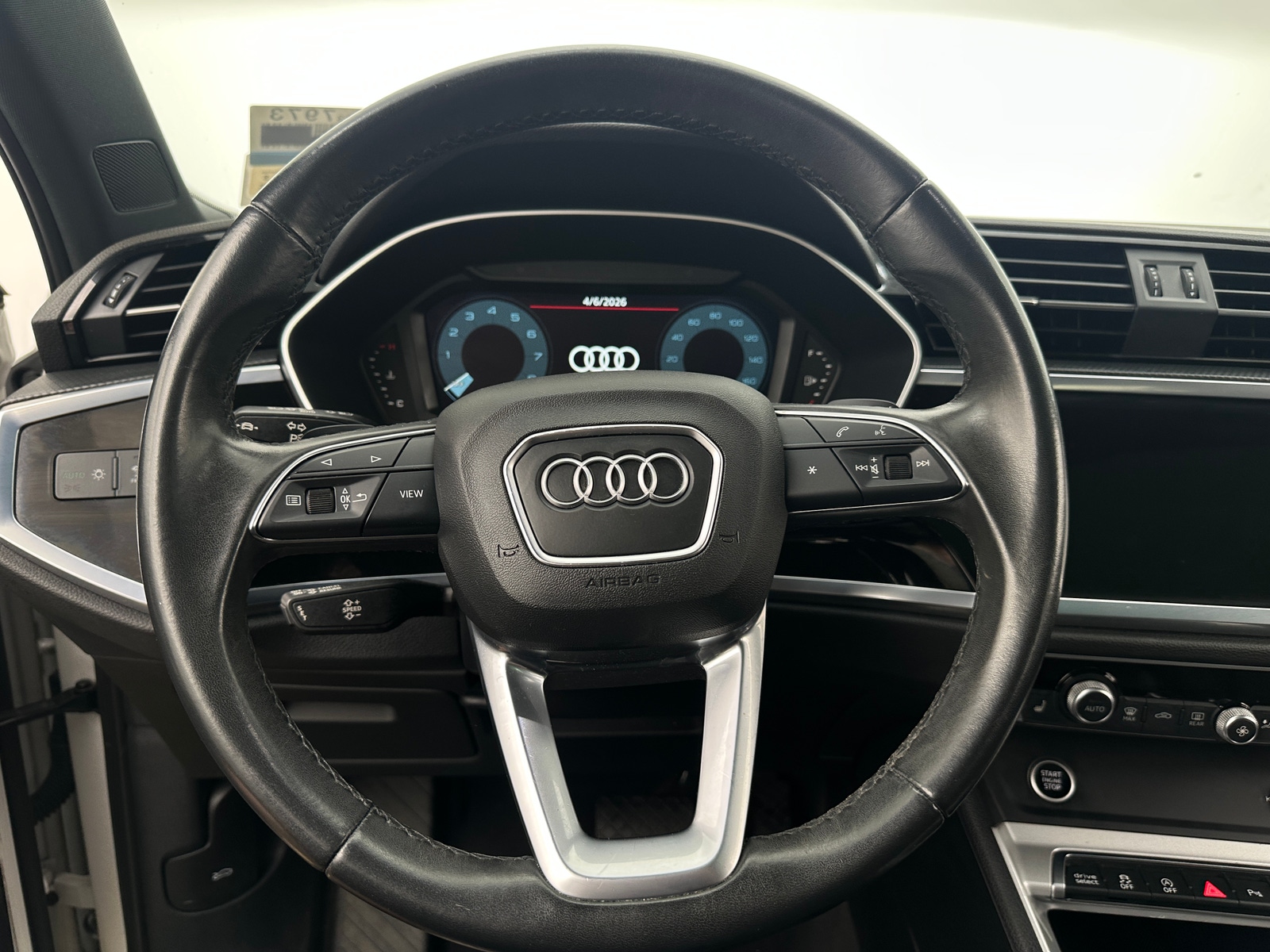 Thumbnail: 2023 Audi Q3 - 4