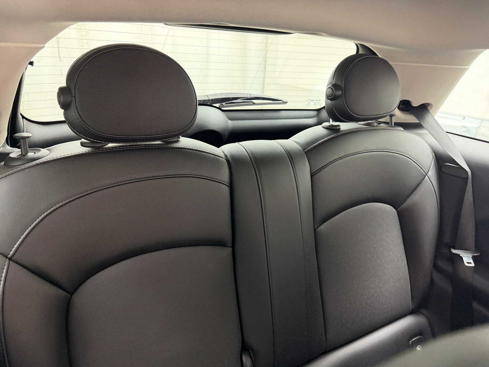 Thumbnail: 2015 MINI Cooper Hardtop - 6