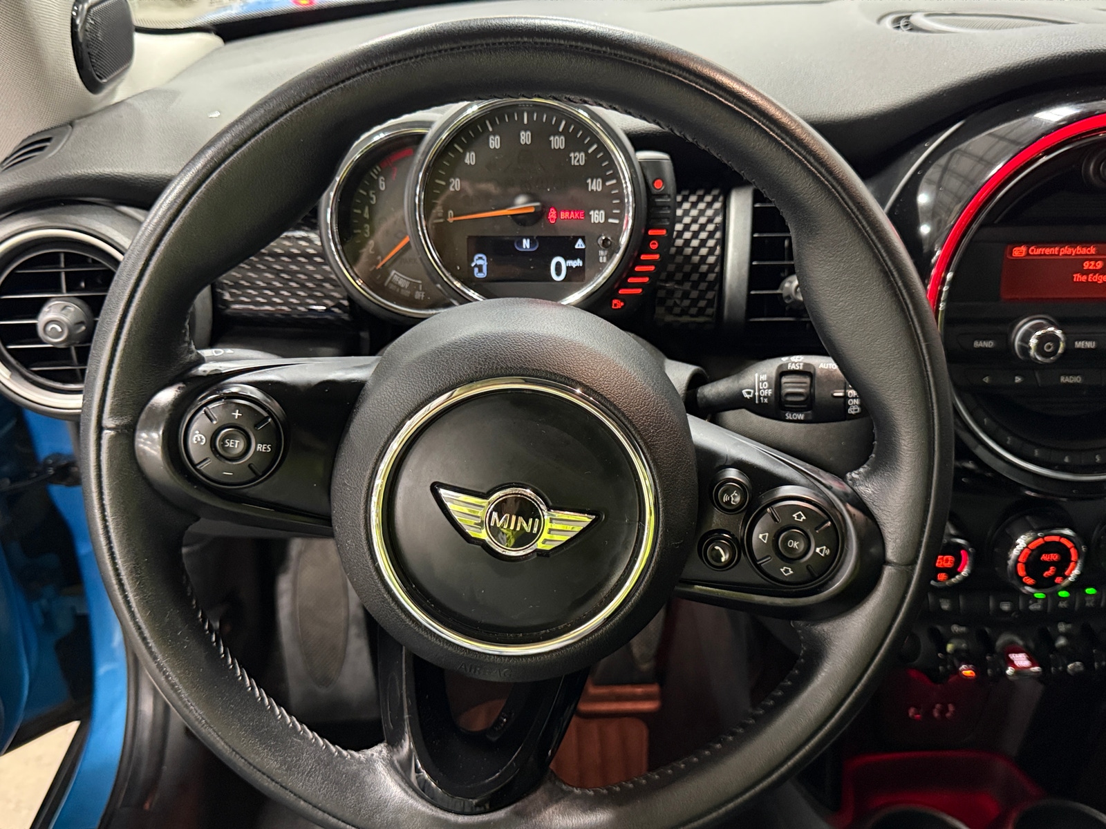 Thumbnail: 2015 MINI Cooper Hardtop - 5