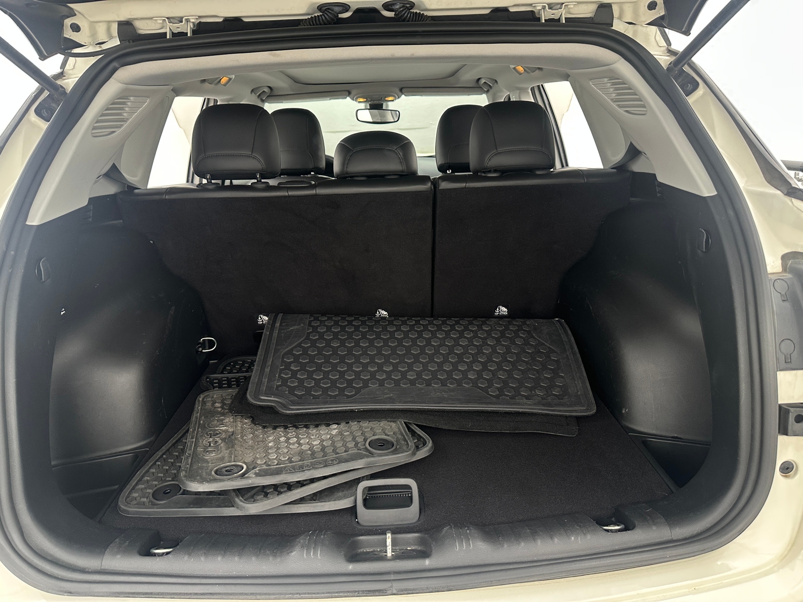 Thumbnail: 2018 Jeep Compass - 7