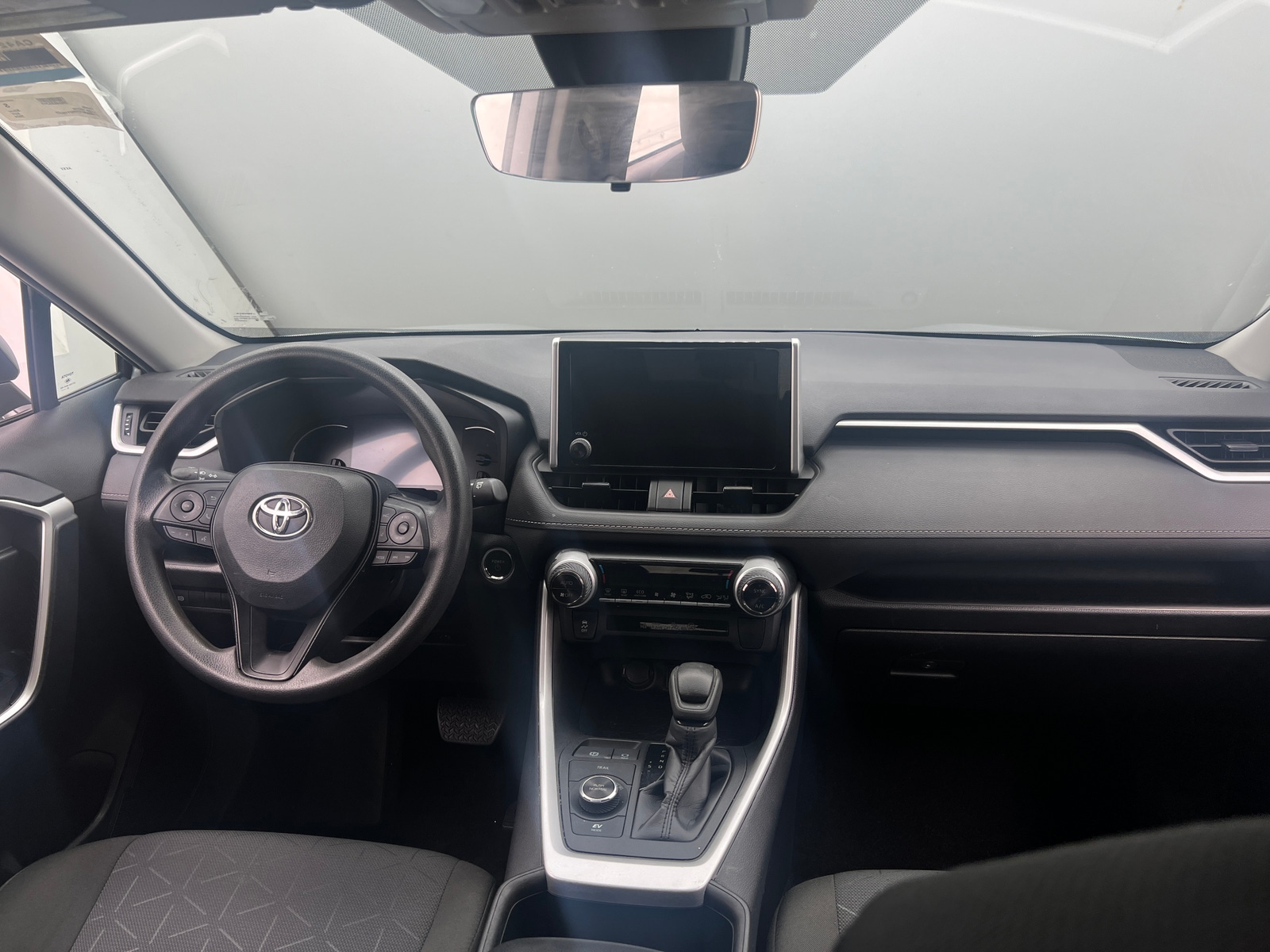 Thumbnail: 2024 Toyota RAV4 - 3