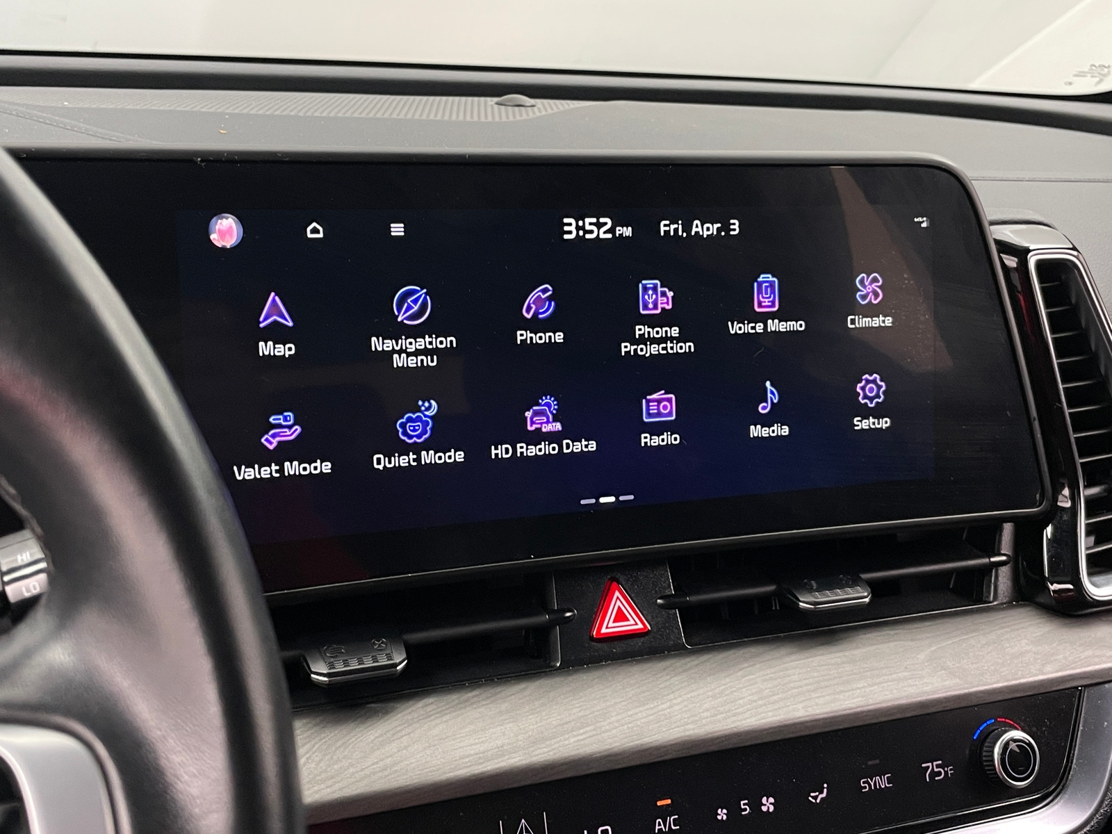 Thumbnail: 2024 Kia Sportage - 3