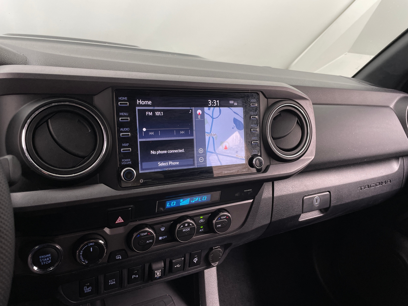 Thumbnail: 2021 Toyota Tacoma - 4