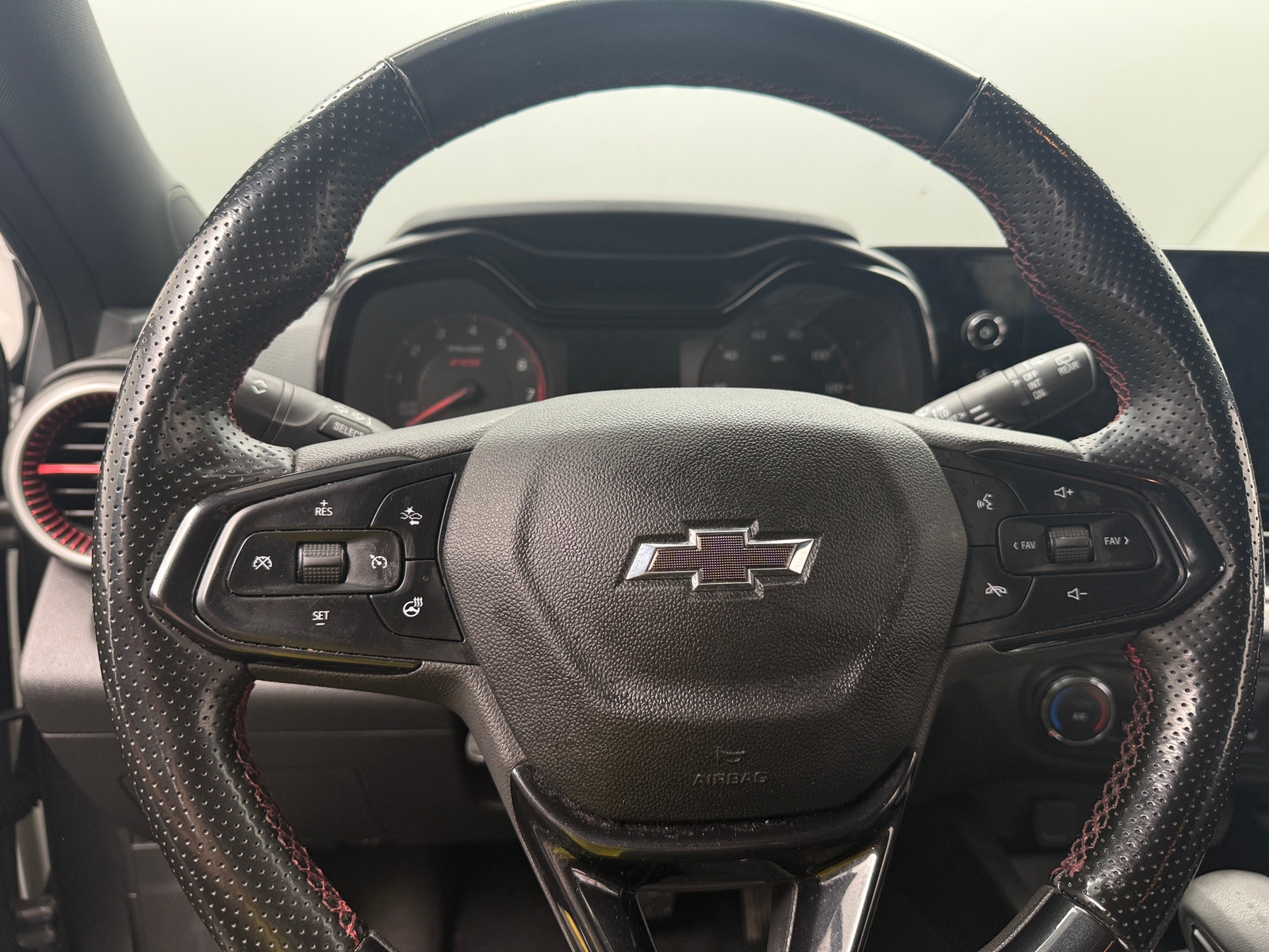 Thumbnail: 2024 Chevrolet Trax - 5