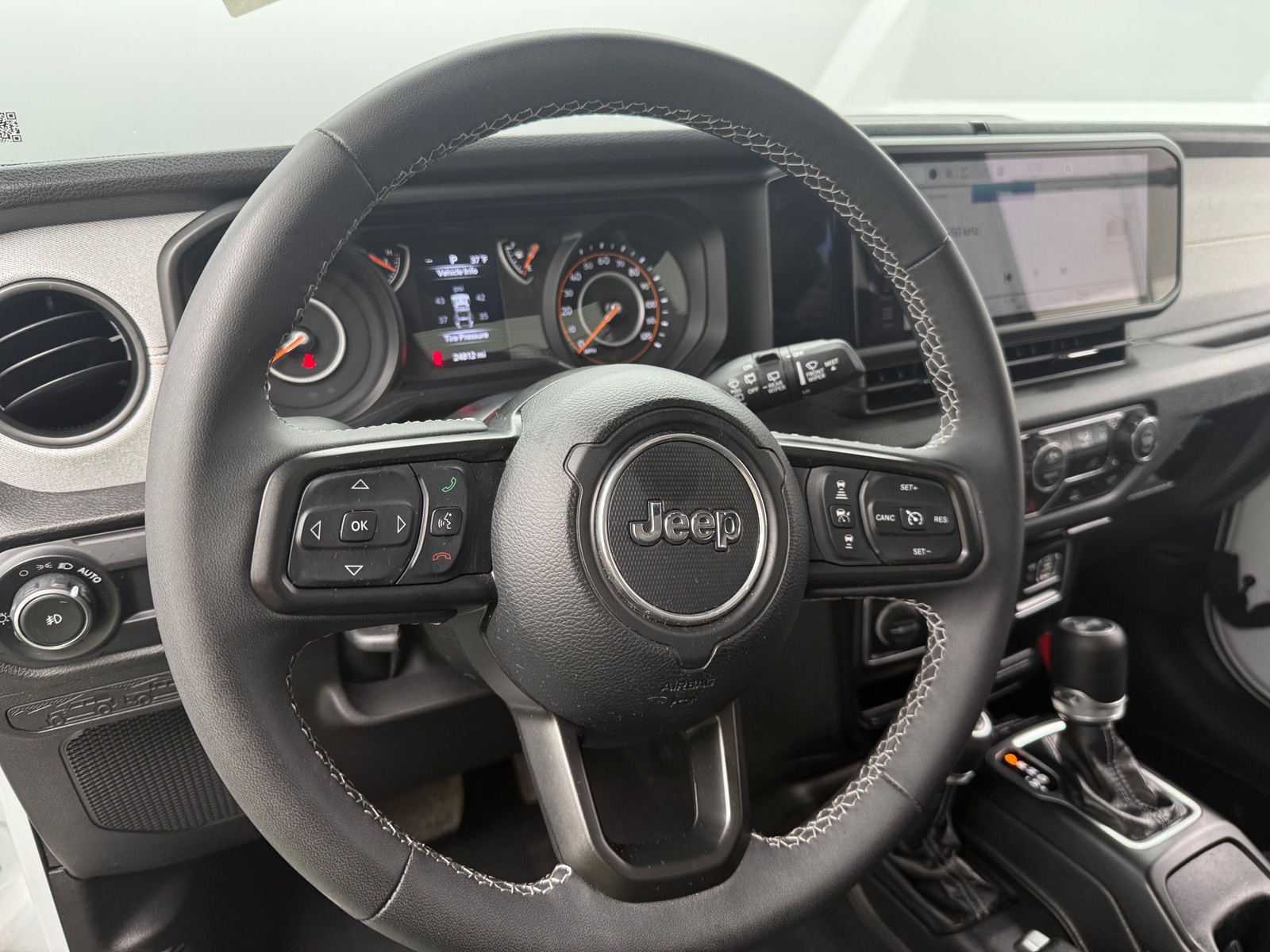 Thumbnail: 2025 Jeep Wrangler - 5