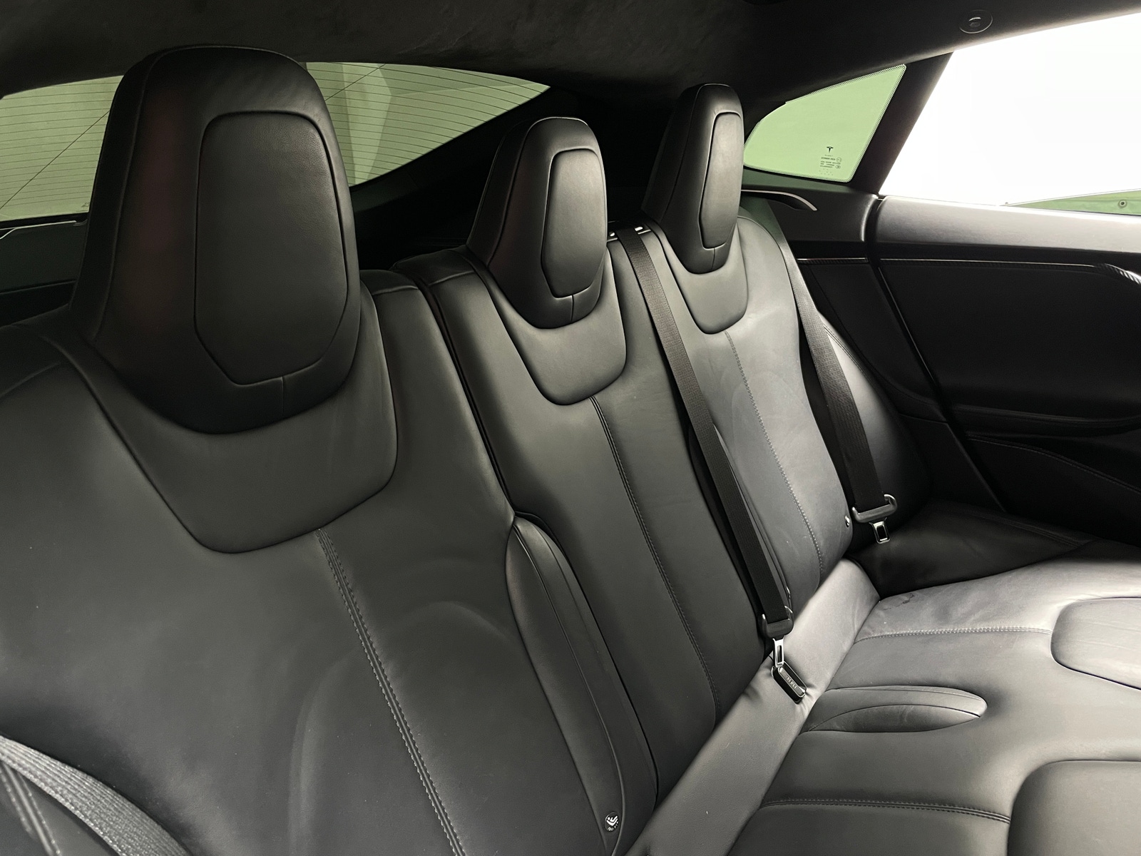 Thumbnail: 2016 Tesla Model S - 5