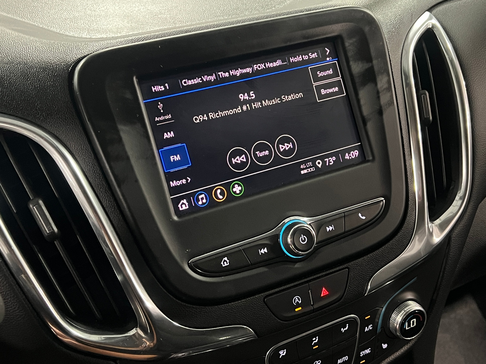 Thumbnail: 2024 Chevrolet Equinox - 4