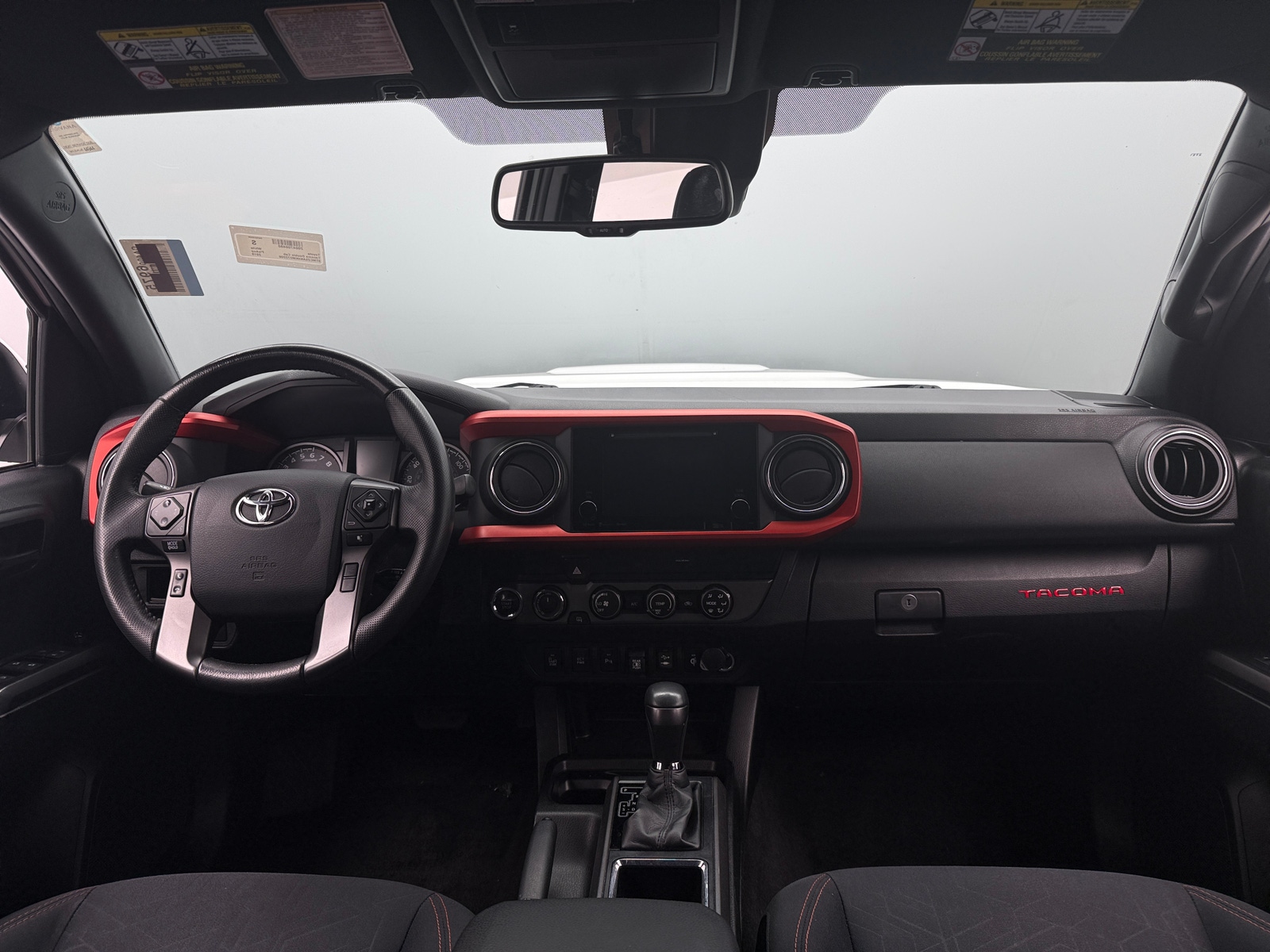 Thumbnail: 2019 Toyota Tacoma - 3