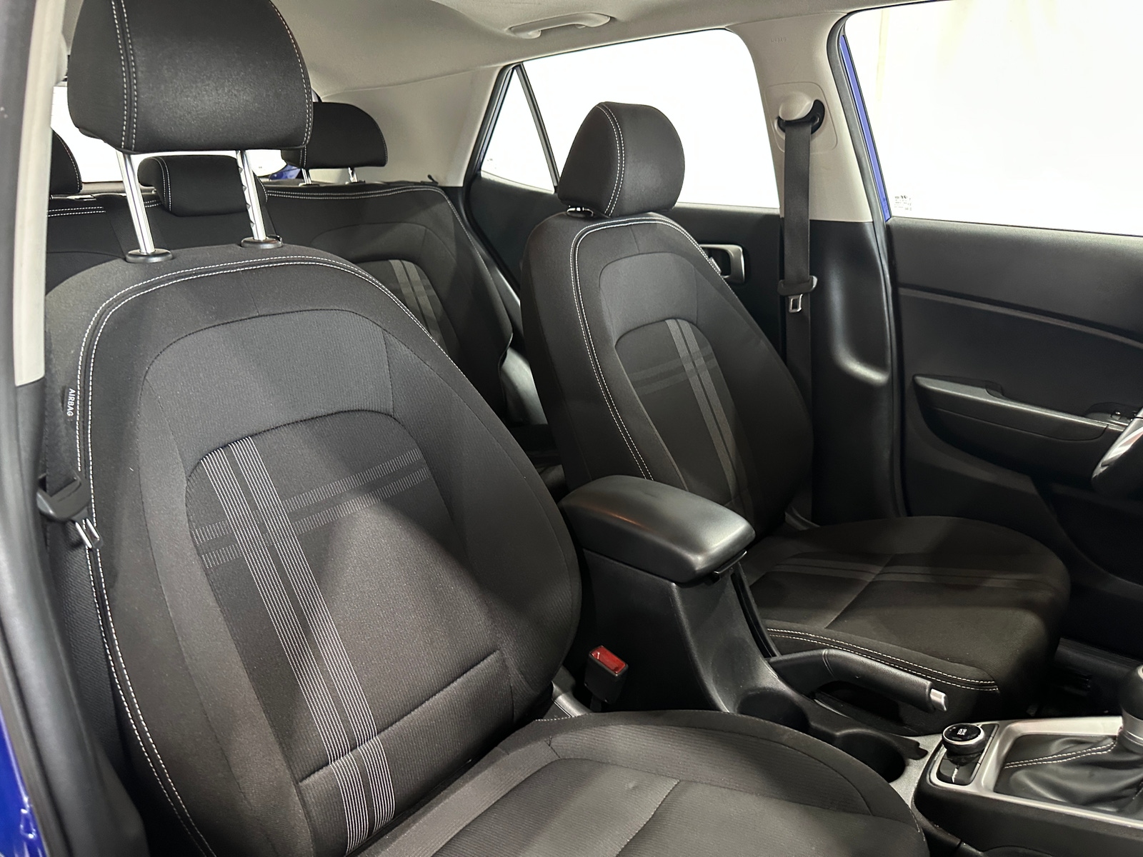 Thumbnail: 2025 Hyundai Venue - 2