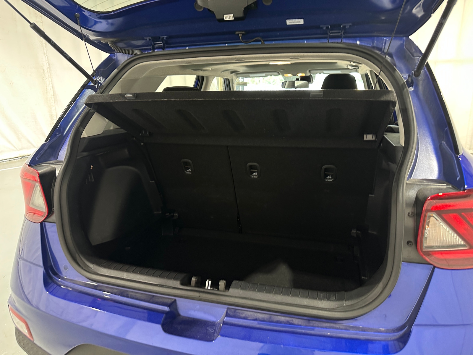 Thumbnail: 2025 Hyundai Venue - 7