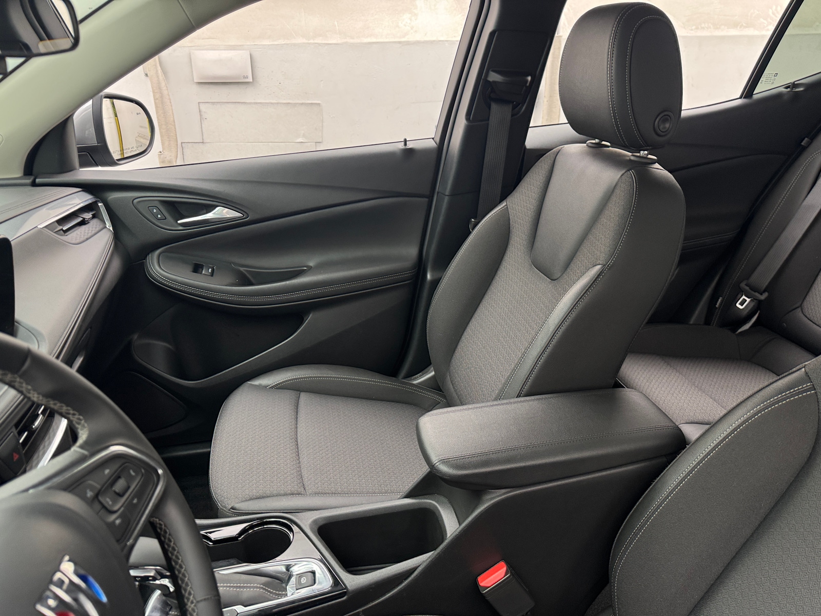 Thumbnail: 2025 Buick Encore GX - 2