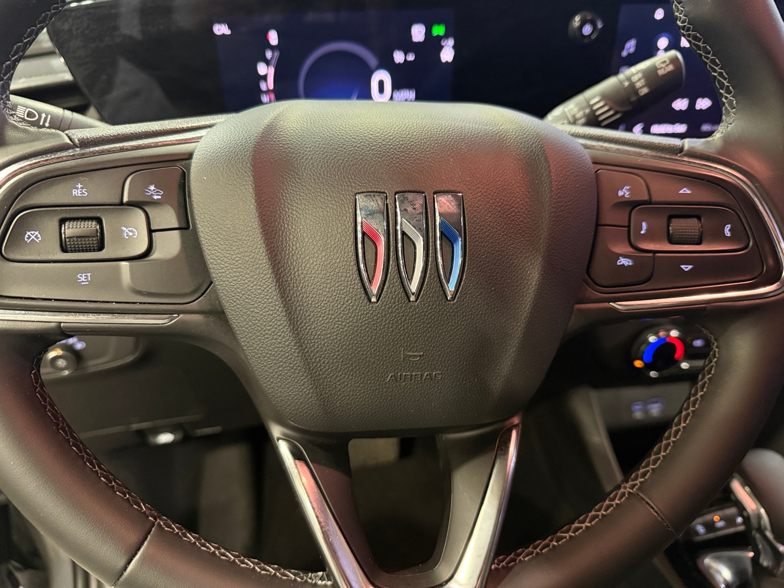 Thumbnail: 2025 Buick Encore GX - 5