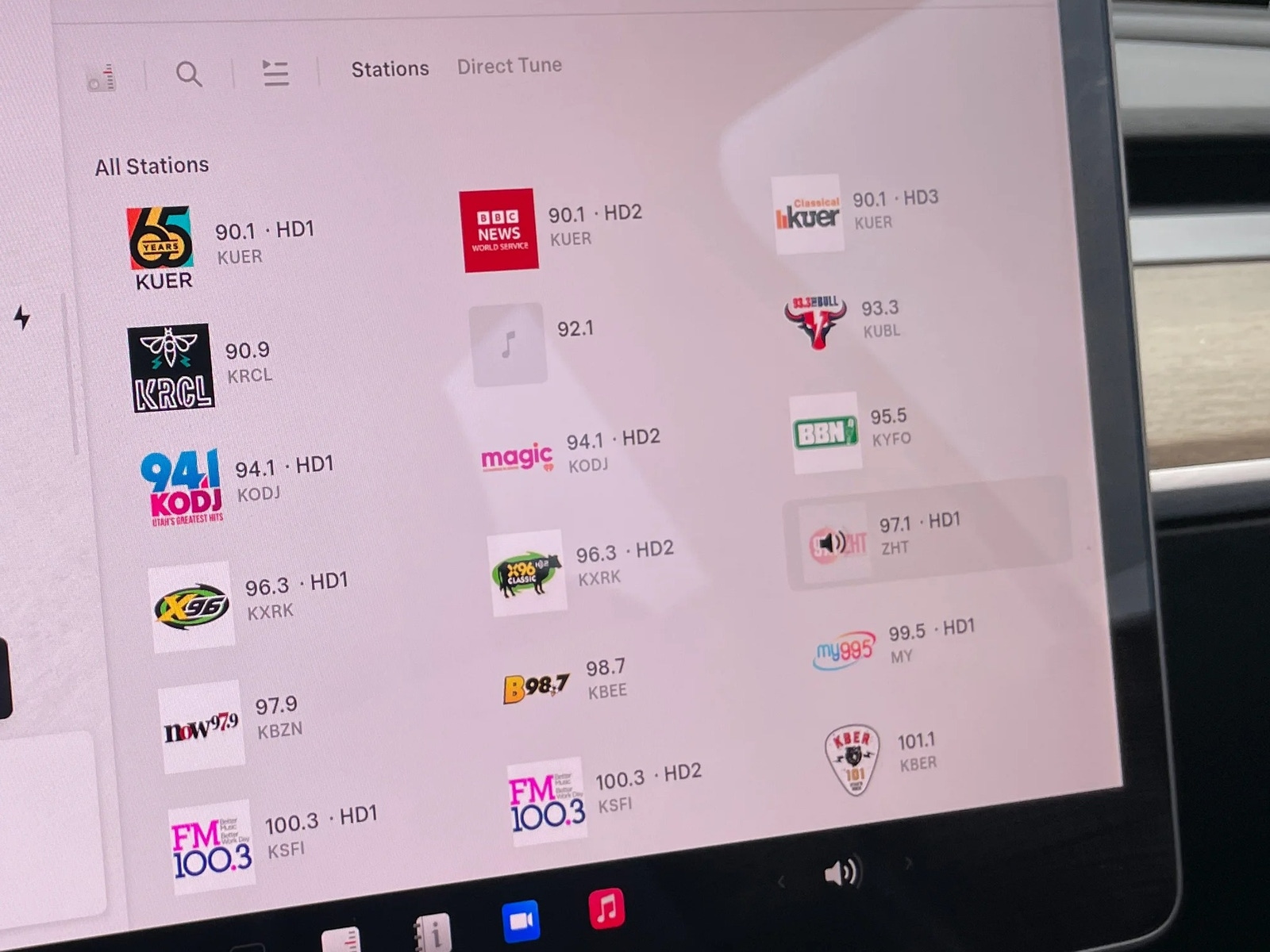 Thumbnail: 2022 Tesla Model Y - 3