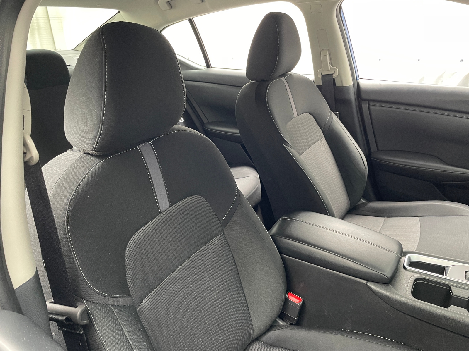 Thumbnail: 2025 Nissan Sentra - 2