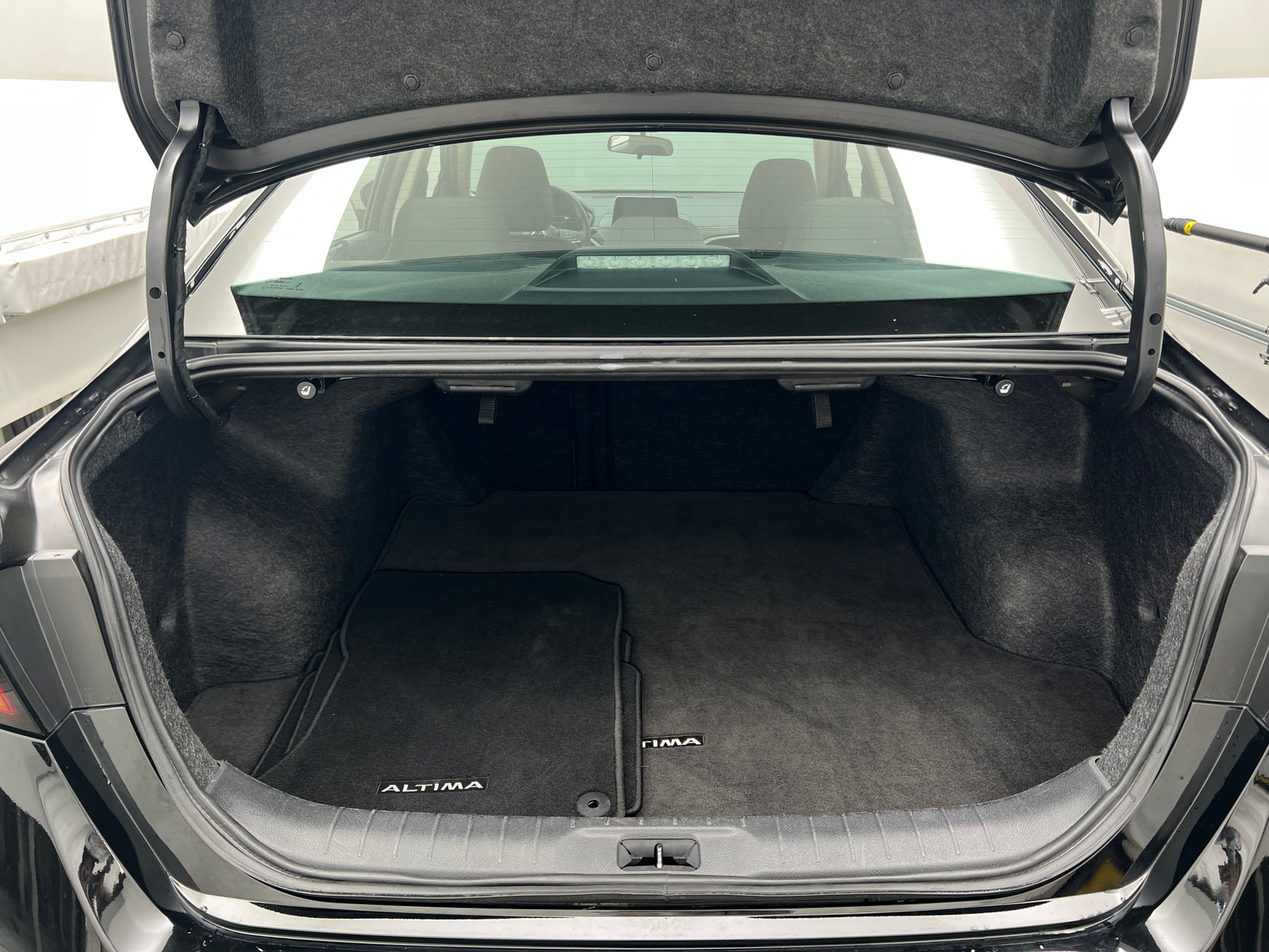 Thumbnail: 2025 Nissan Altima - 7