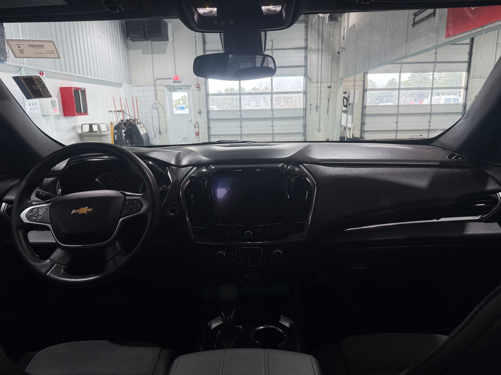 Thumbnail: 2023 Chevrolet Traverse - 3