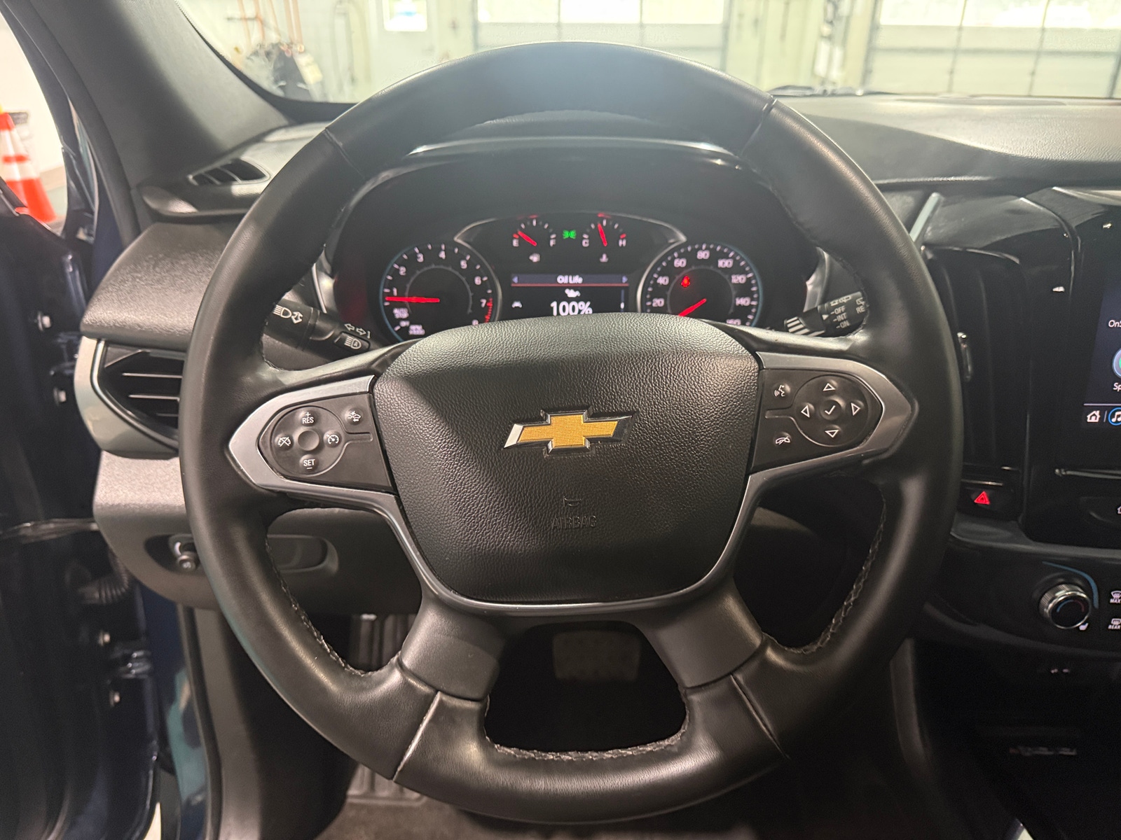 Thumbnail: 2023 Chevrolet Traverse - 5