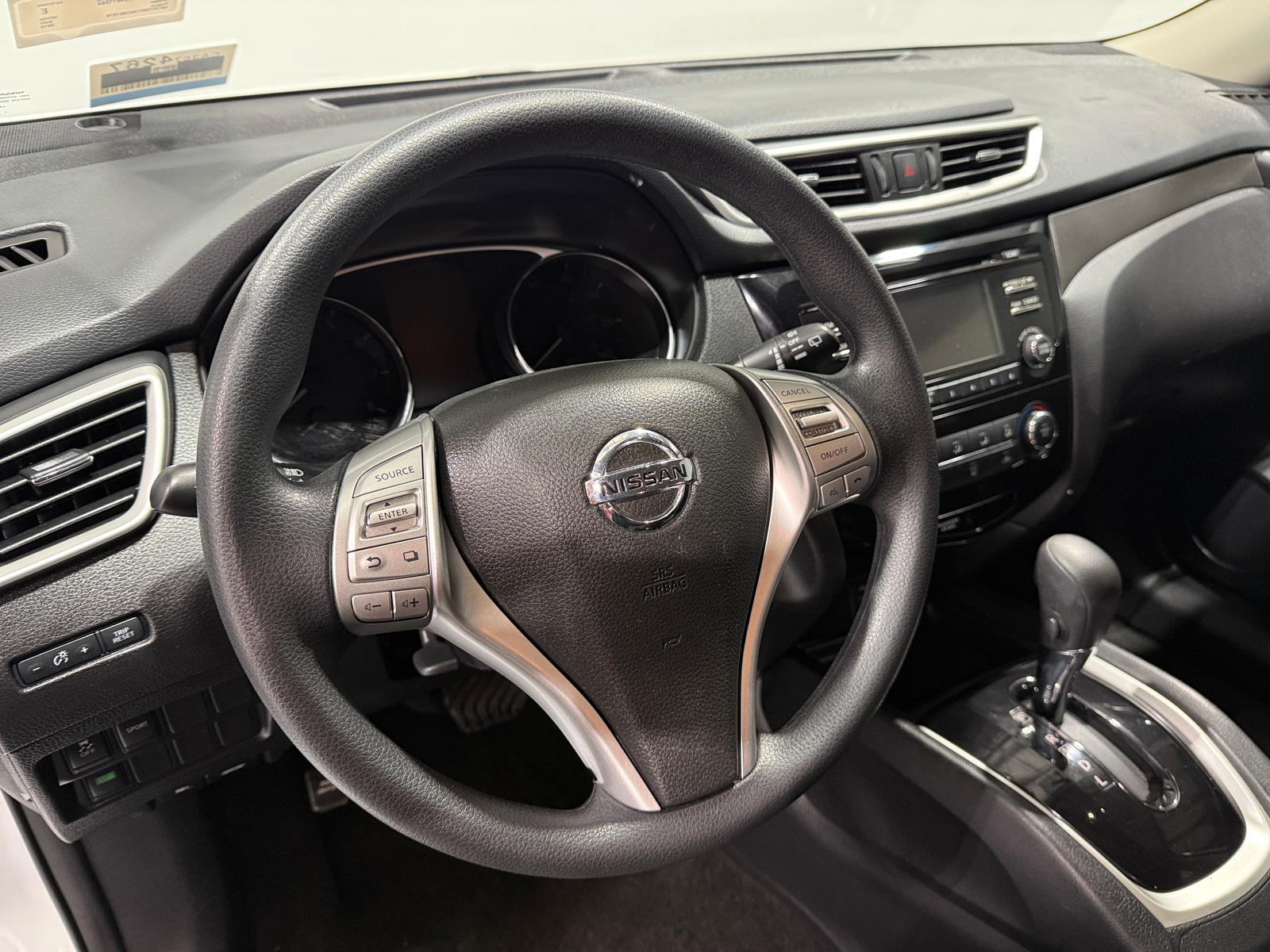 Thumbnail: 2016 Nissan Rogue - 5