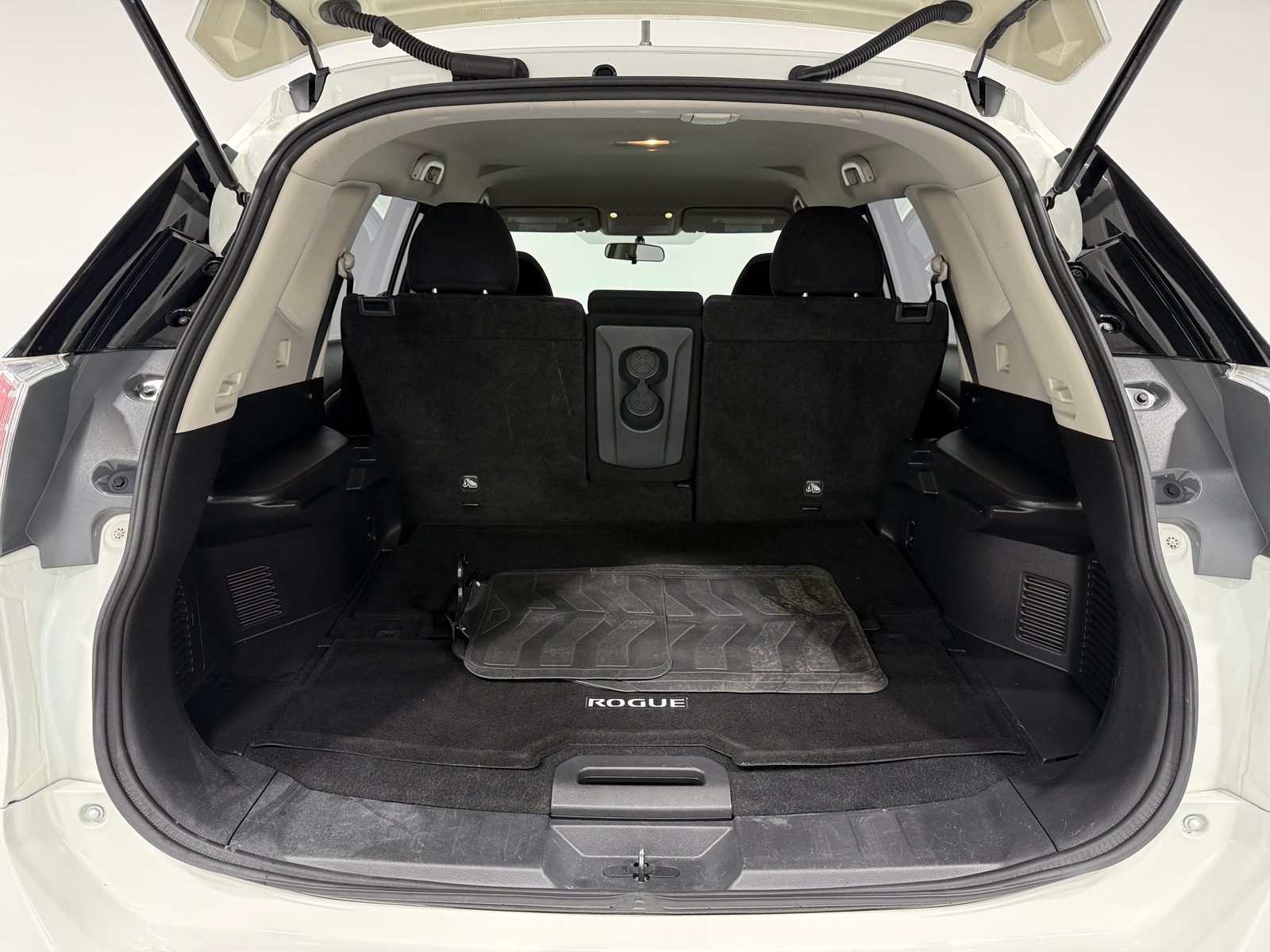 Thumbnail: 2016 Nissan Rogue - 7