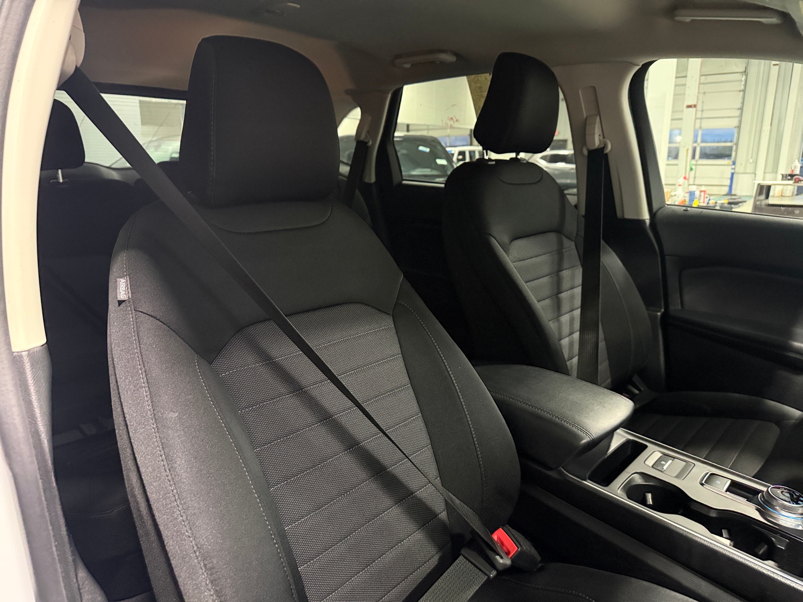 Thumbnail: 2022 Ford Edge - 2