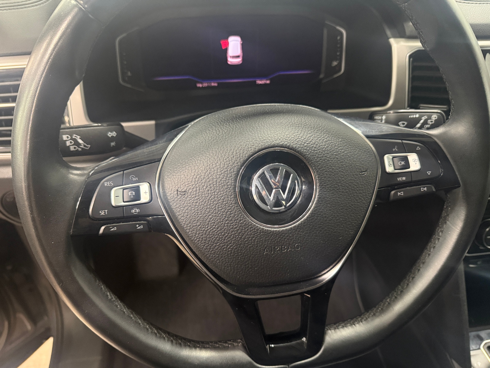 Thumbnail: 2019 Volkswagen Atlas - 4