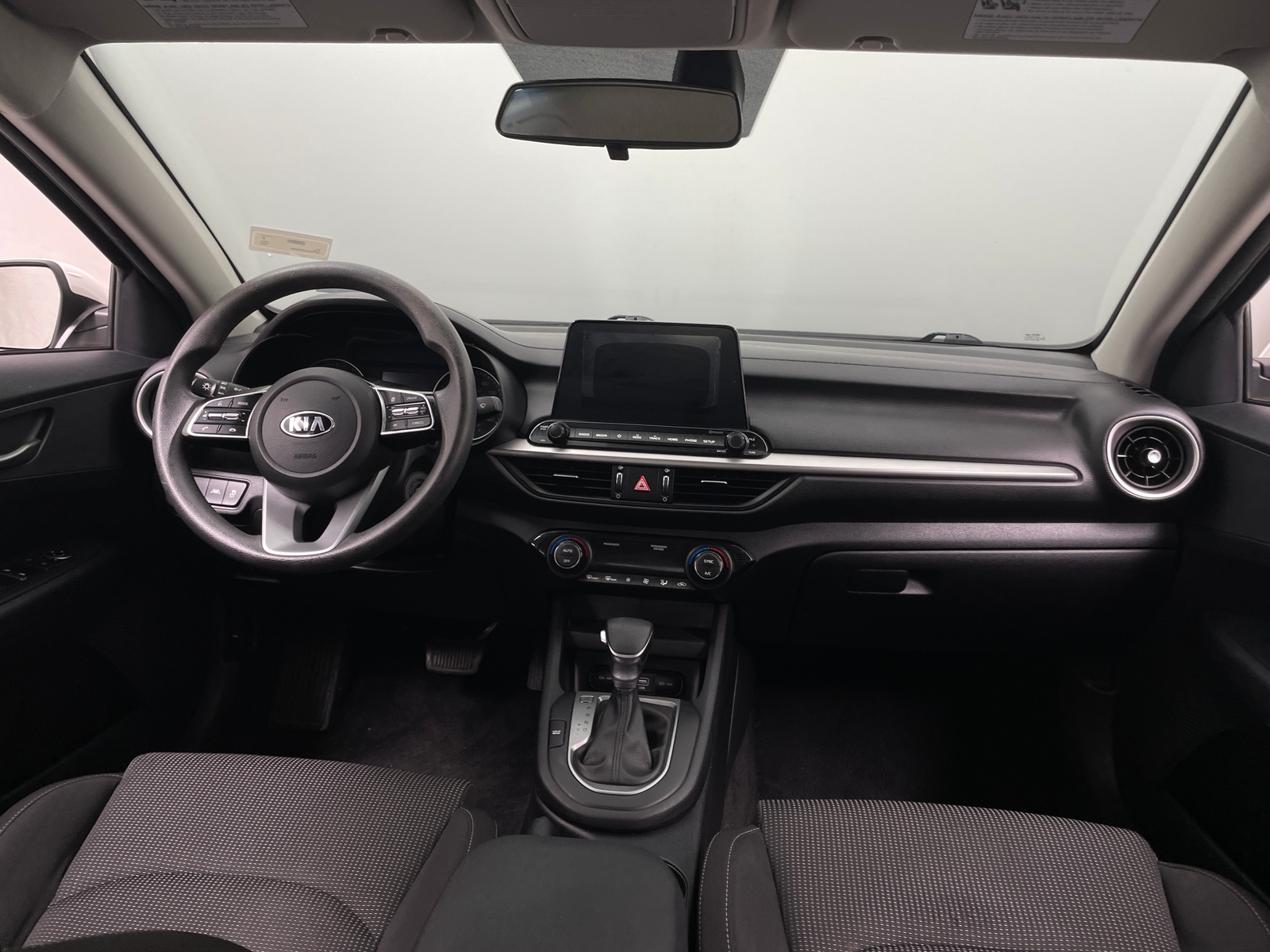 Thumbnail: 2019 Kia Forte - 3