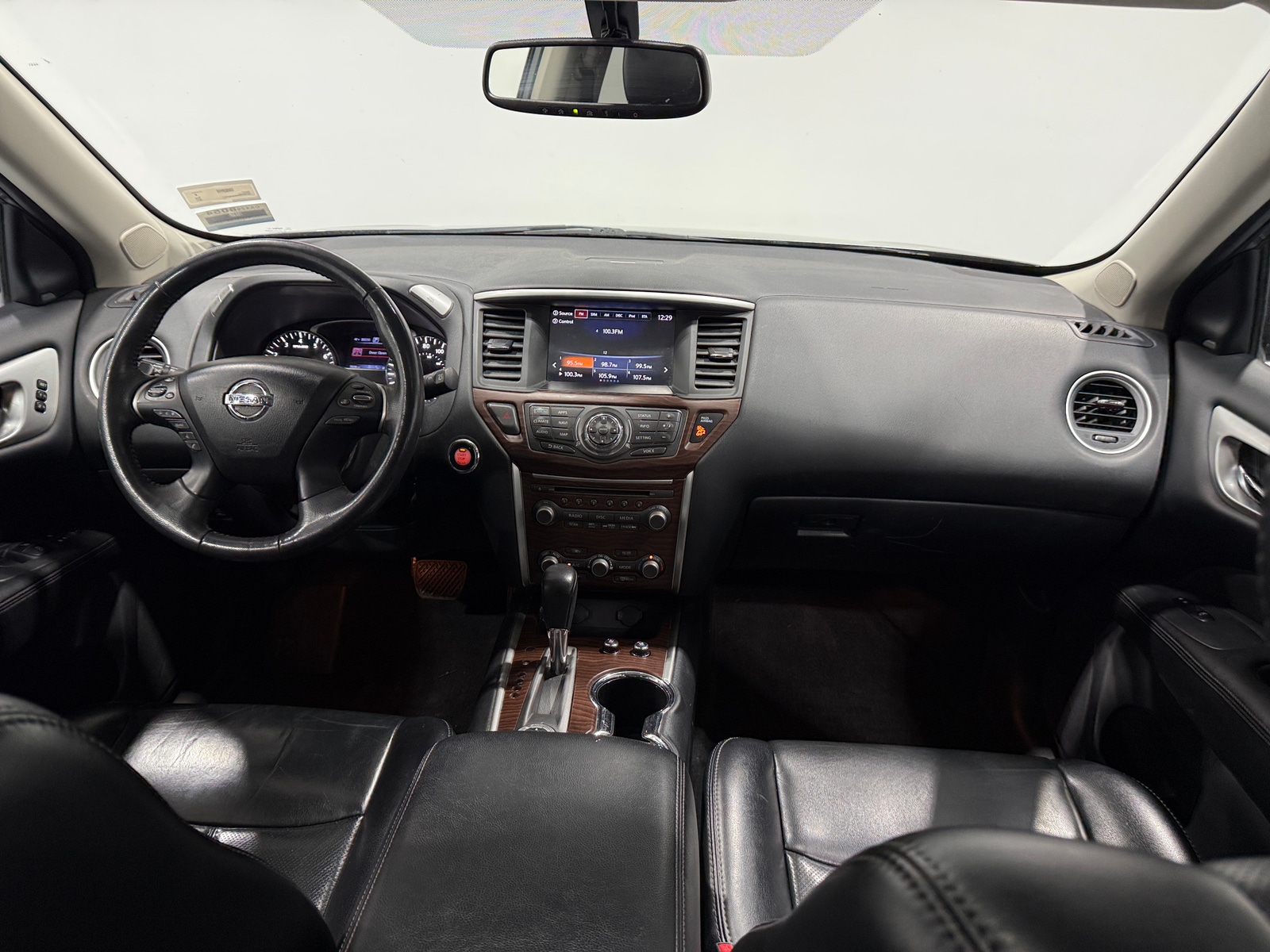 Thumbnail: 2017 Nissan Pathfinder - 2