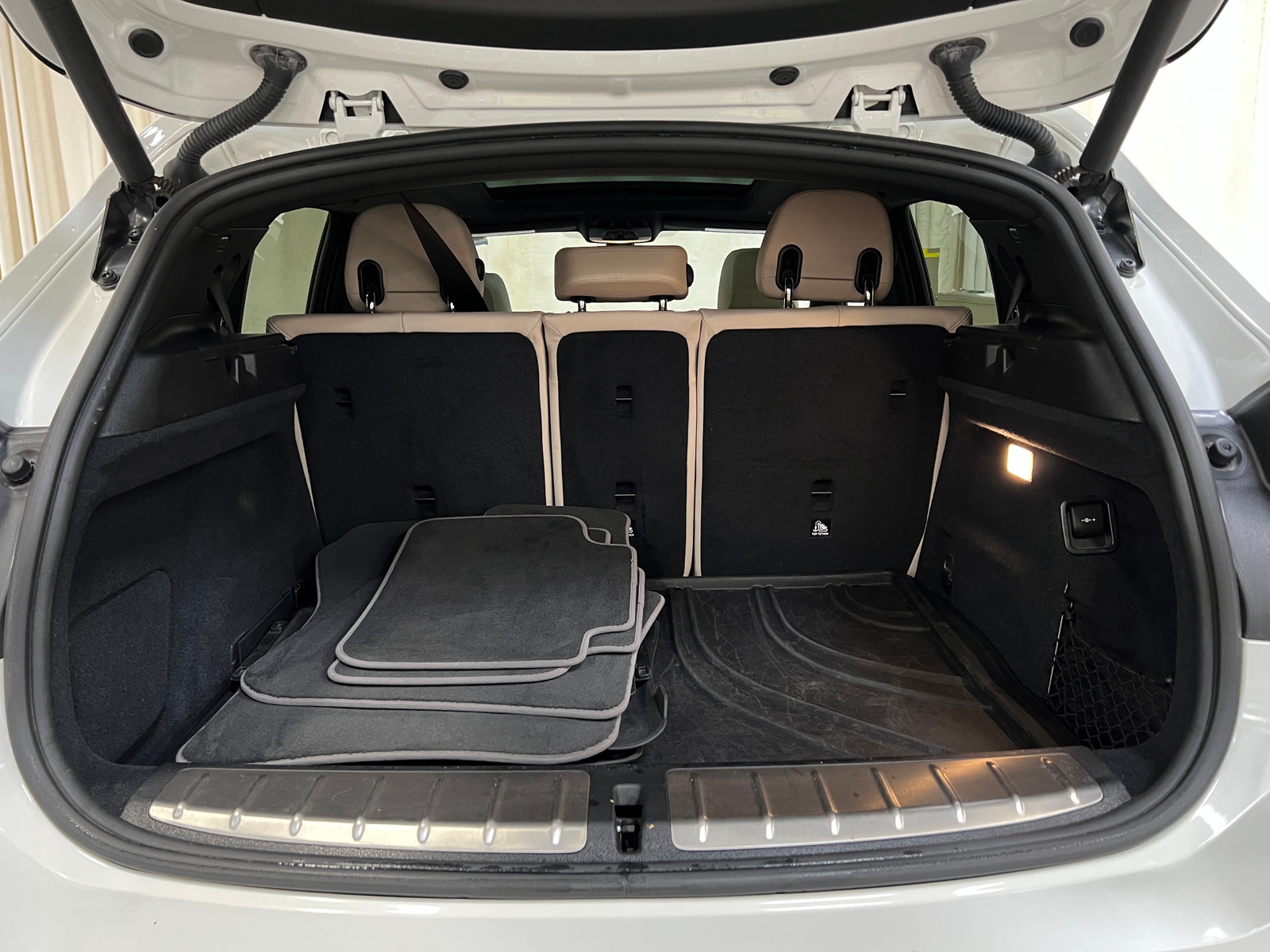 Thumbnail: 2018 BMW X2 - 6