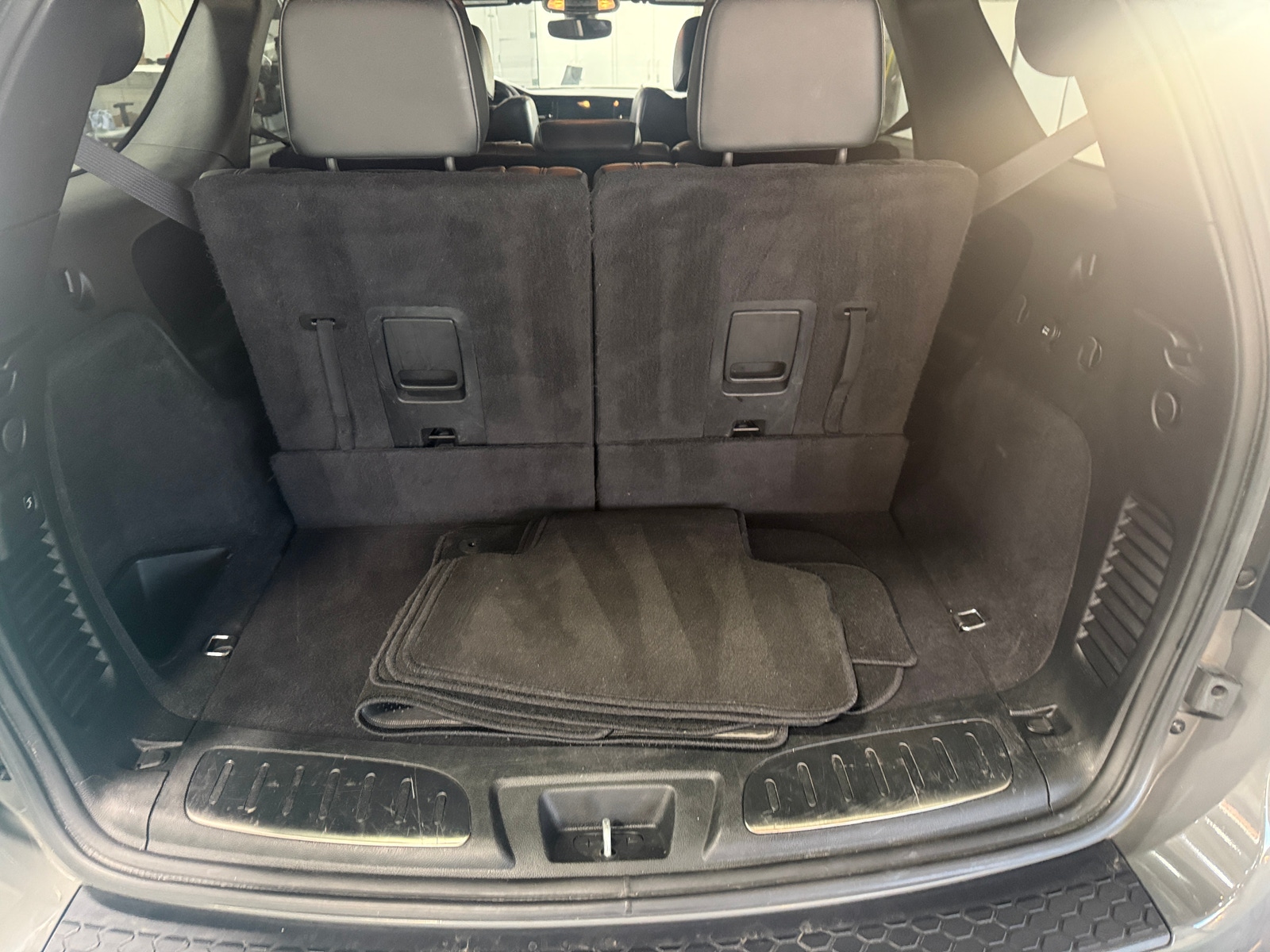 Thumbnail: 2022 Dodge Durango - 6