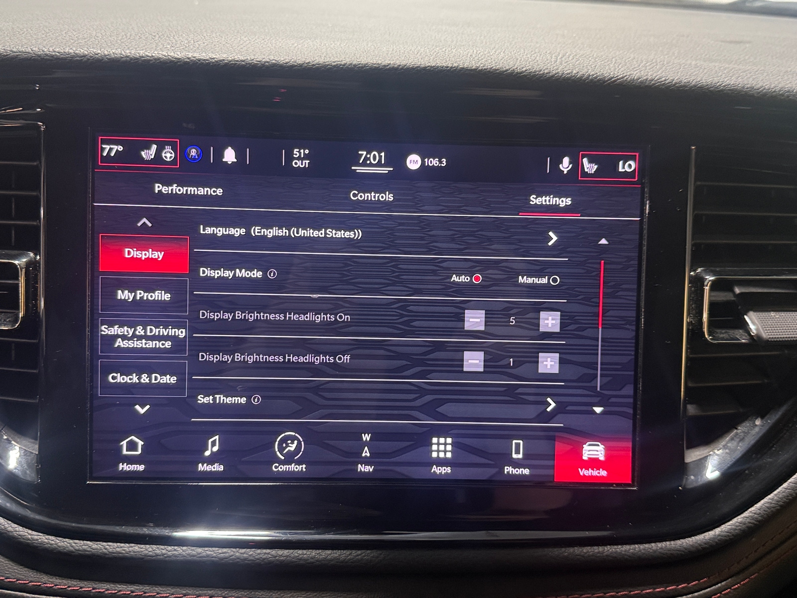 Thumbnail: 2022 Dodge Durango - 3