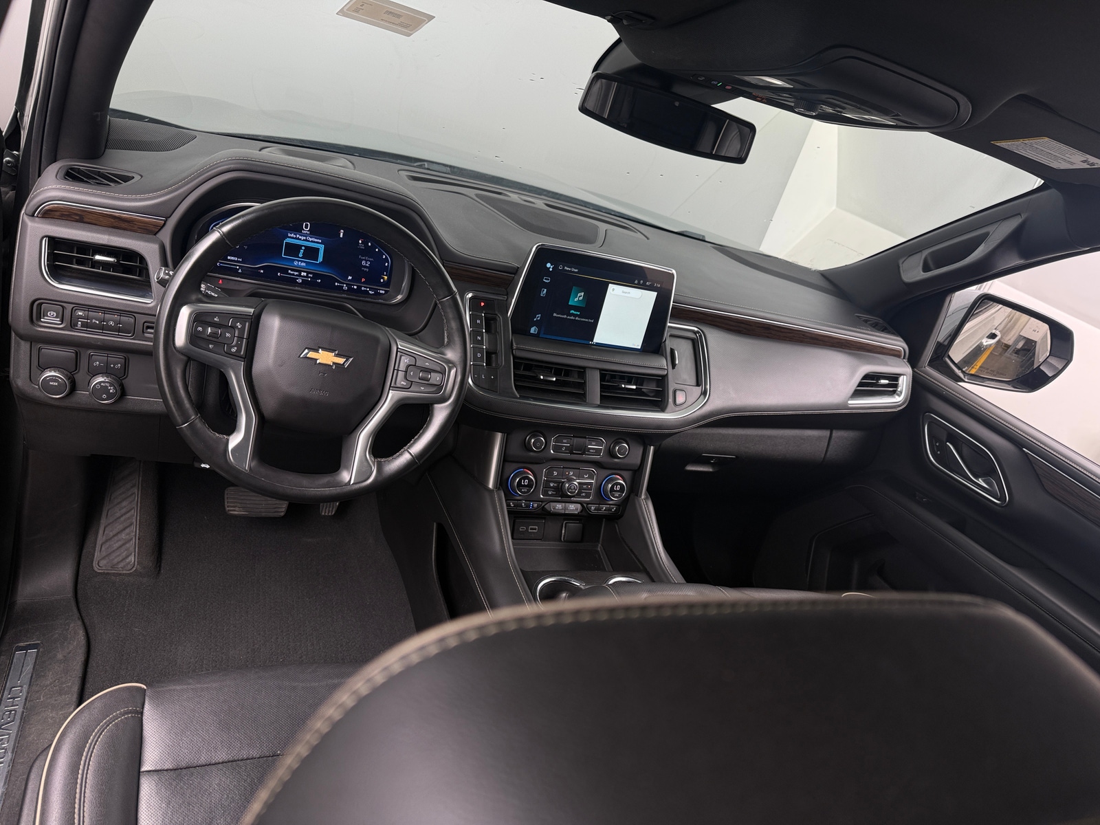 Thumbnail: 2023 Chevrolet Suburban - 2