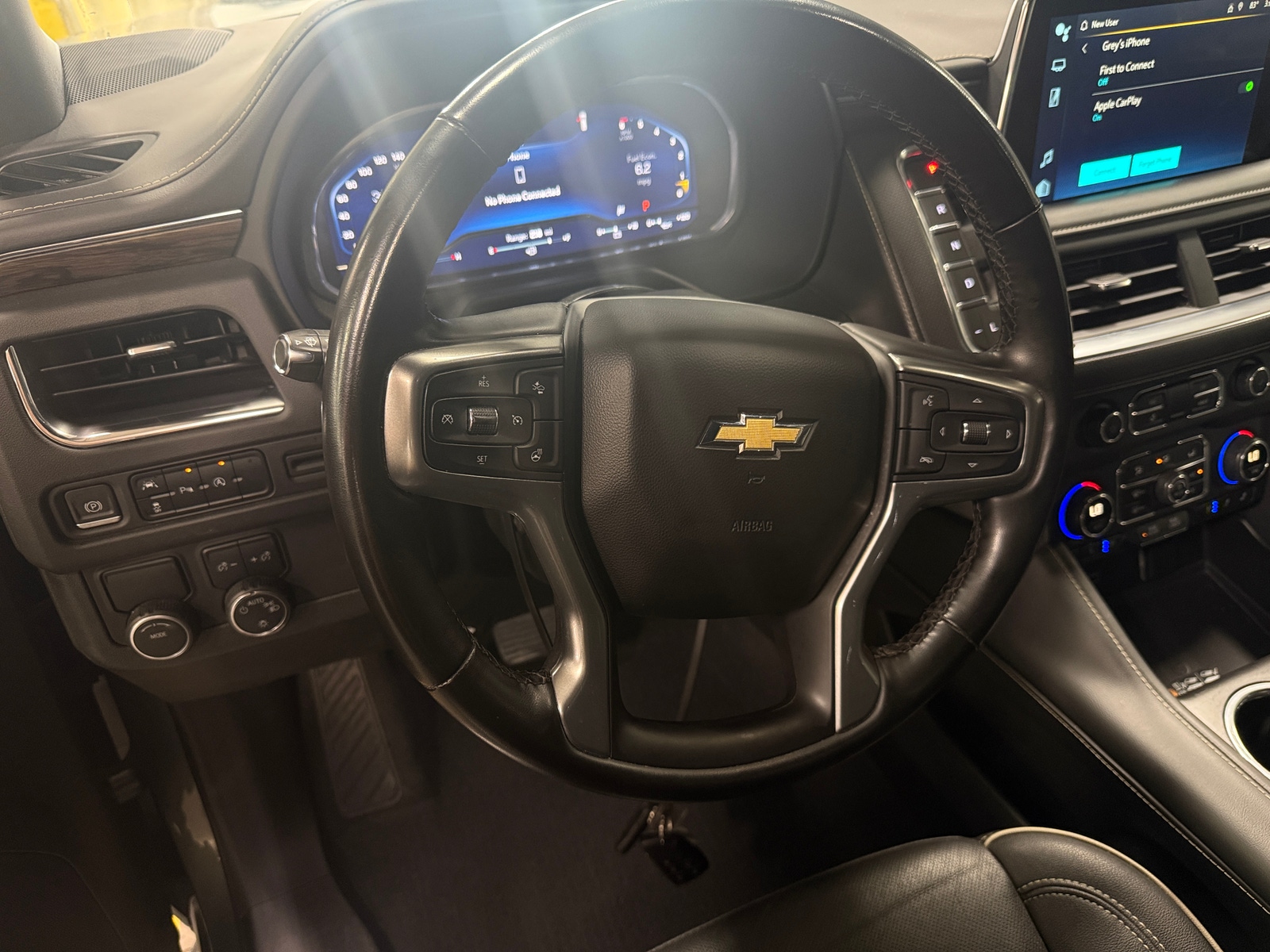 Thumbnail: 2023 Chevrolet Suburban - 4