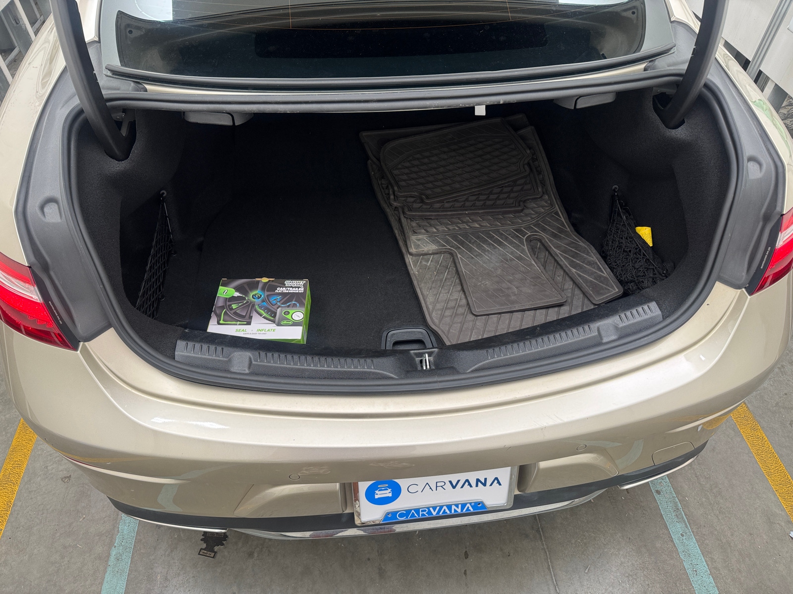 Thumbnail: 2018 Mercedes-Benz E-Class - 4