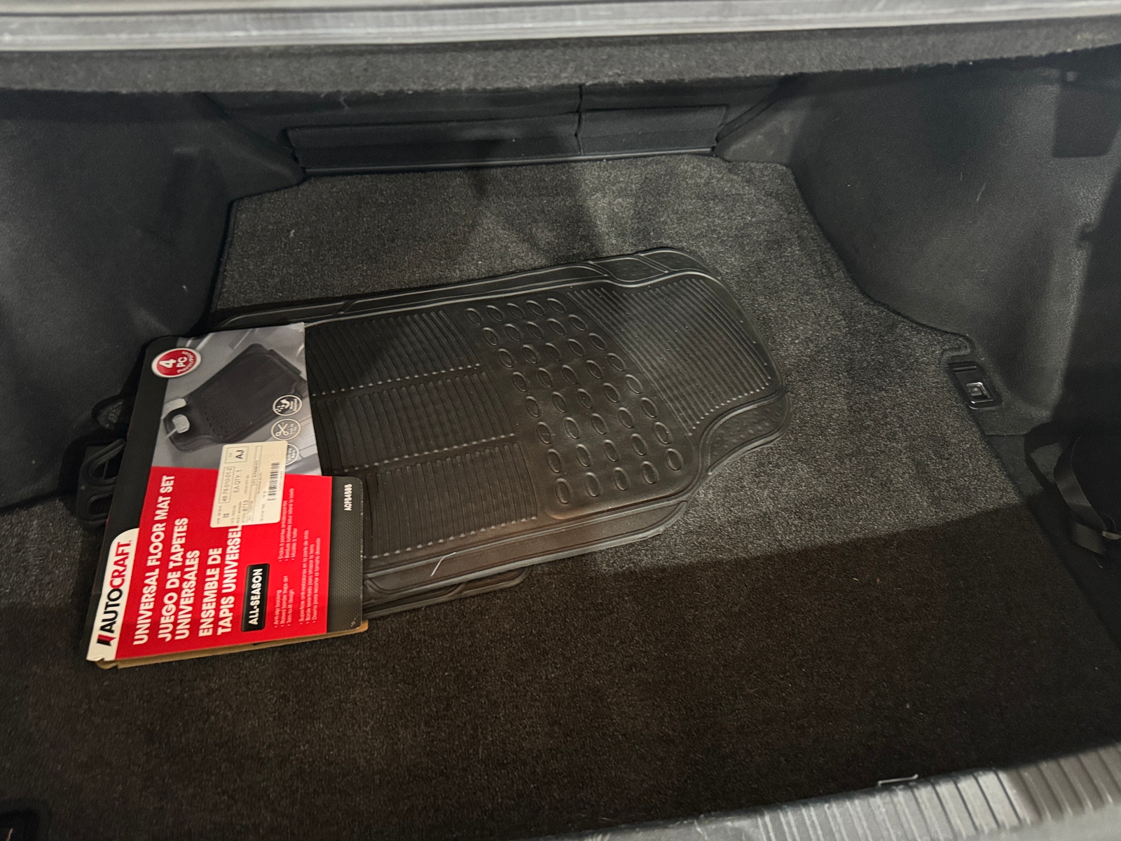 Thumbnail: 2015 Lexus IS - 6