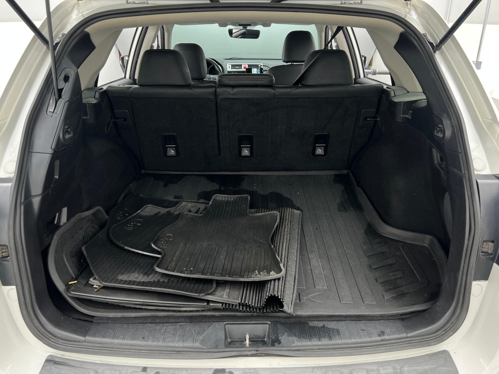 Thumbnail: 2017 Subaru Outback - 6