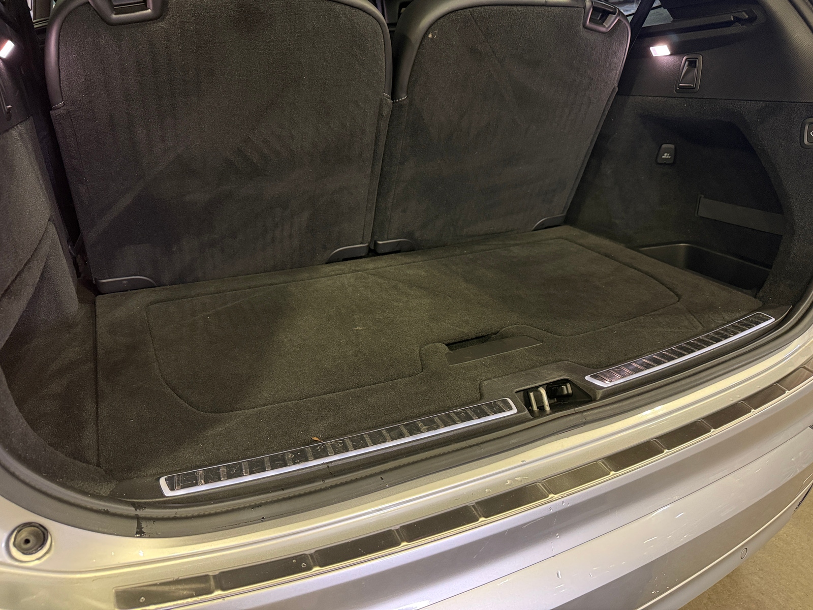 Thumbnail: 2018 Volvo XC90 - 6