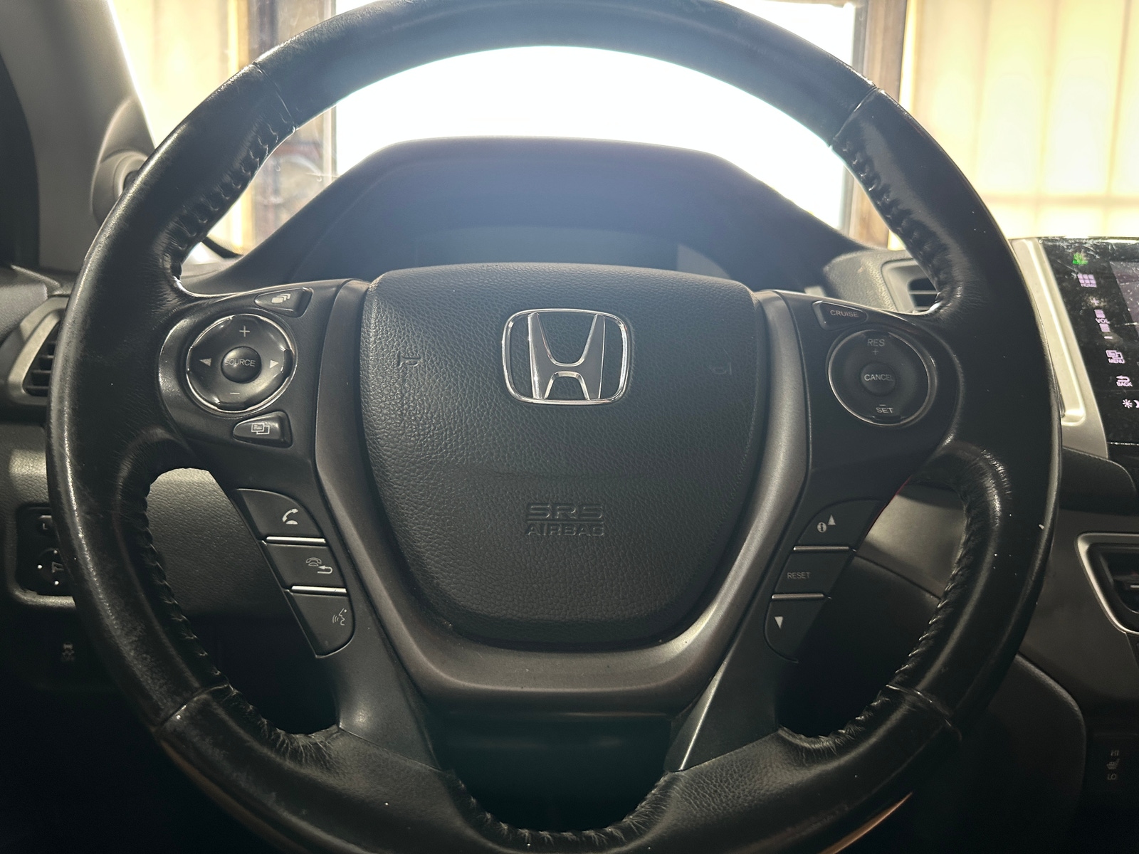 Thumbnail: 2016 Honda Pilot - 4