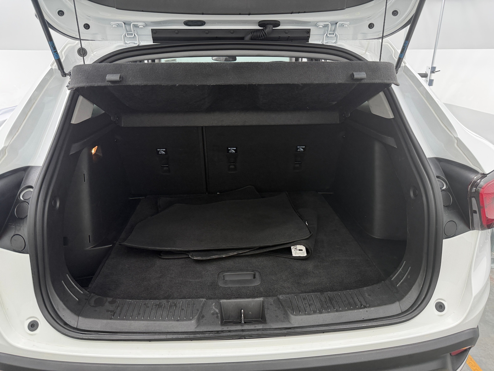 Thumbnail: 2025 Chevrolet Trax - 7