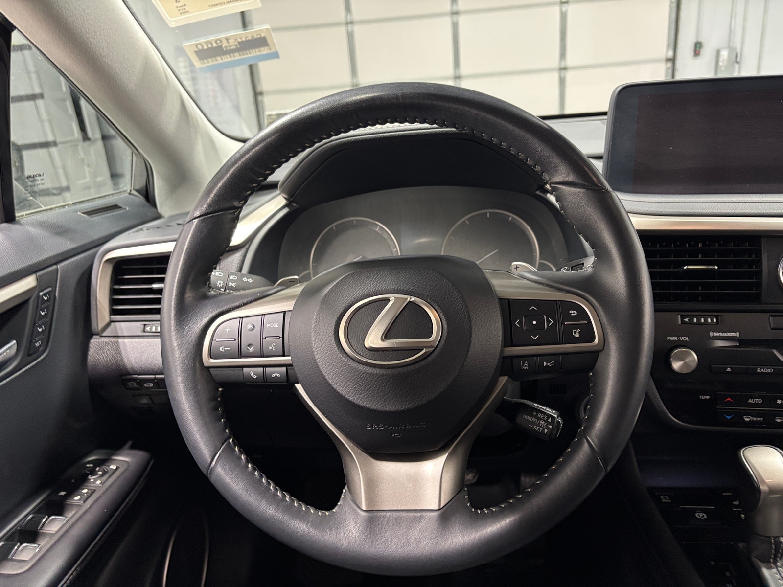 Thumbnail: 2020 Lexus RX - 4