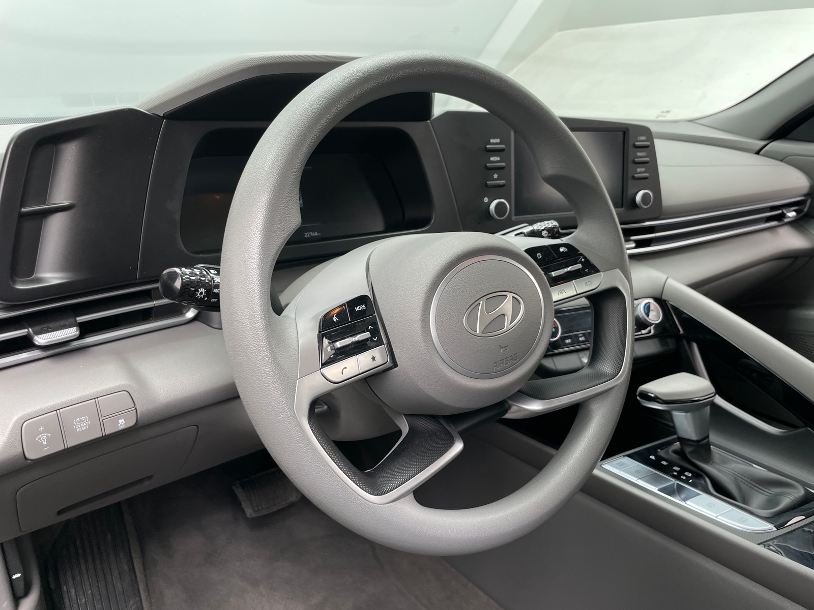 Thumbnail: 2025 Hyundai Elantra - 5