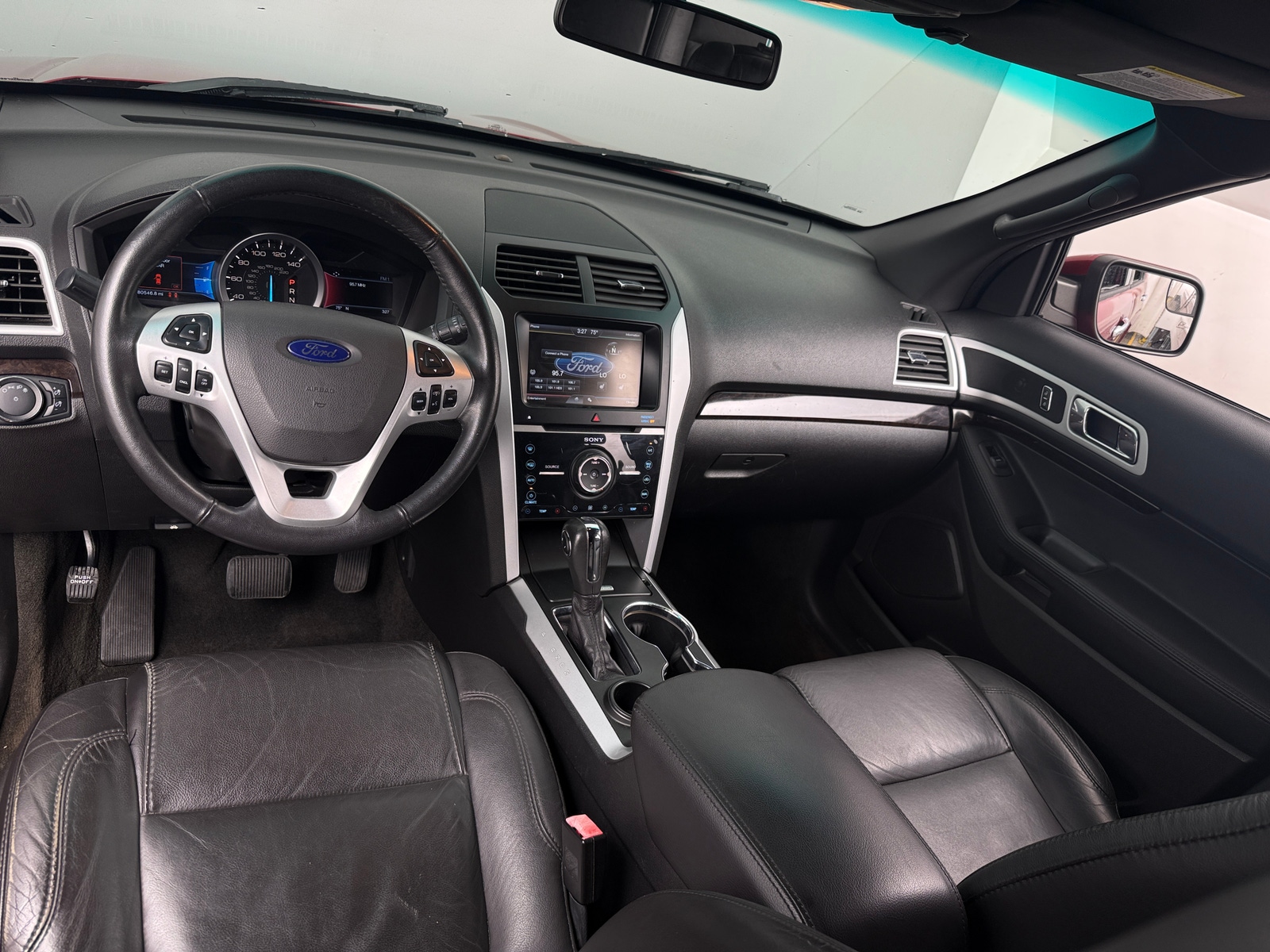 Thumbnail: 2015 Ford Explorer - 2