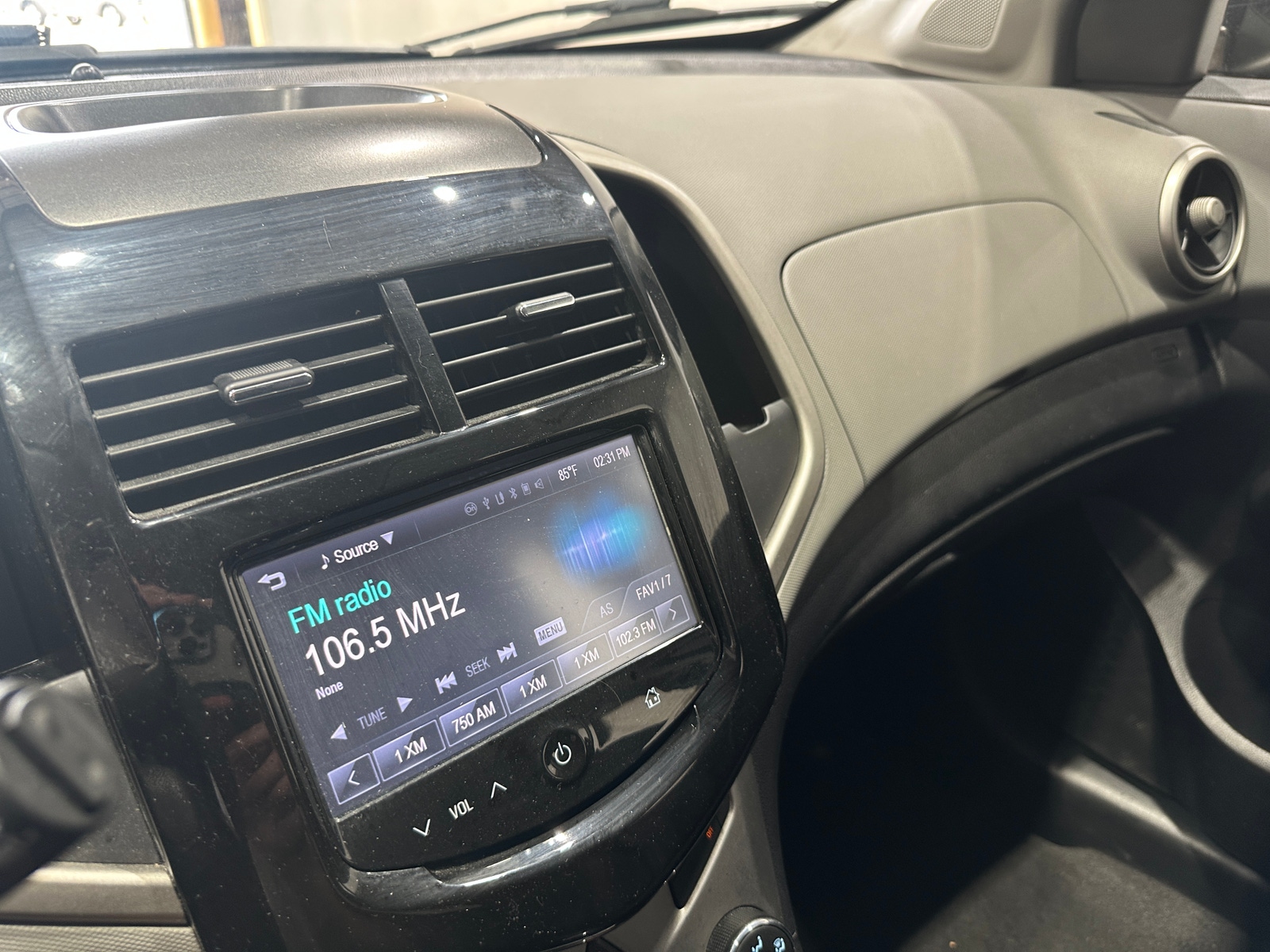 Thumbnail: 2016 Chevrolet Sonic - 4