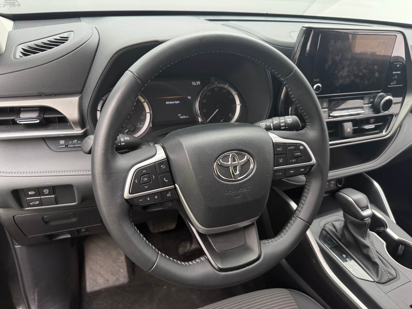 Thumbnail: 2025 Toyota Highlander - 5