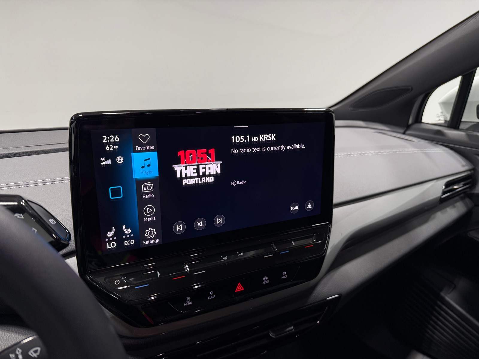 Thumbnail: 2023 Volkswagen ID.4 - 3