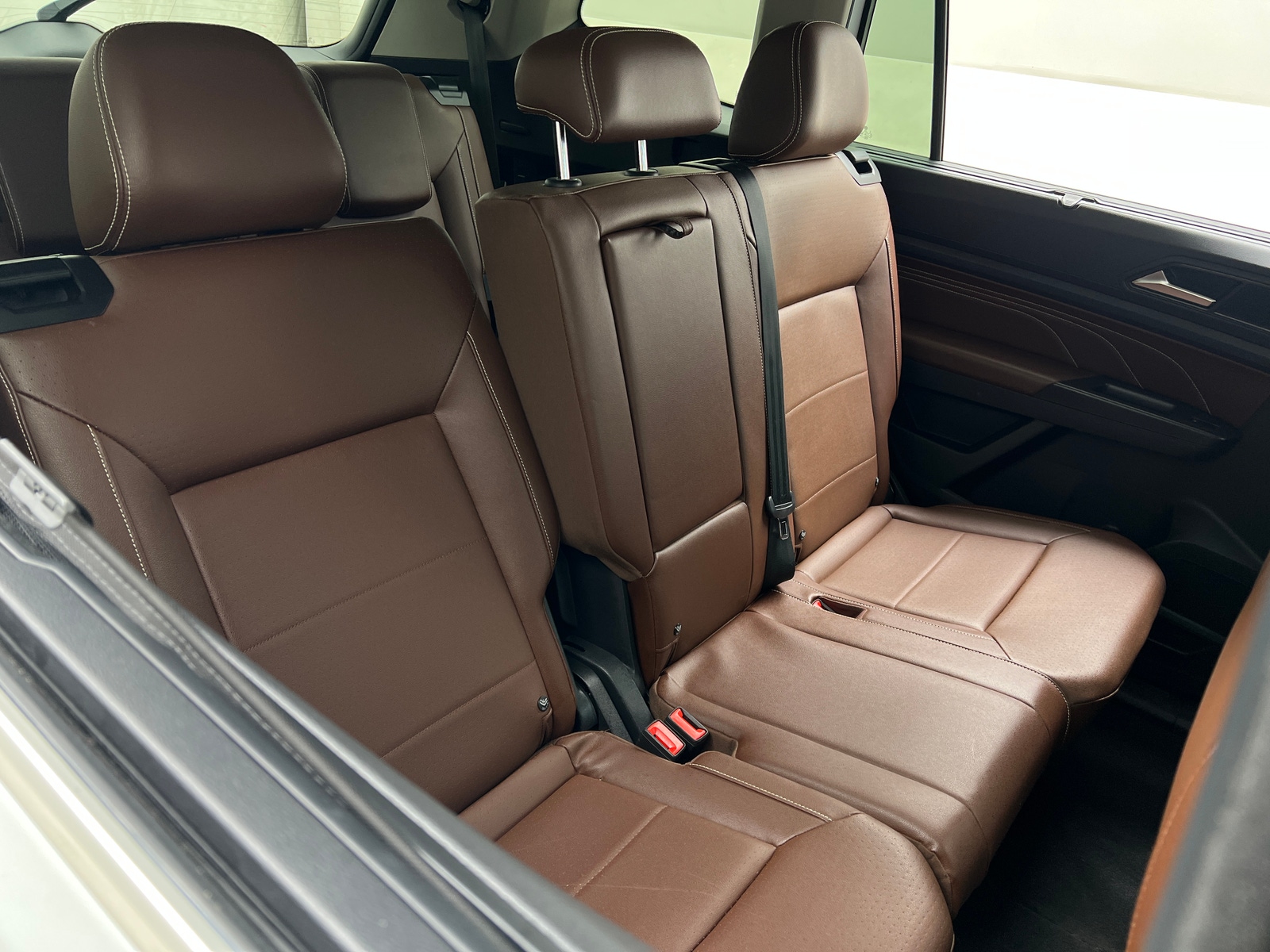 Thumbnail: 2022 Volkswagen Atlas - 5